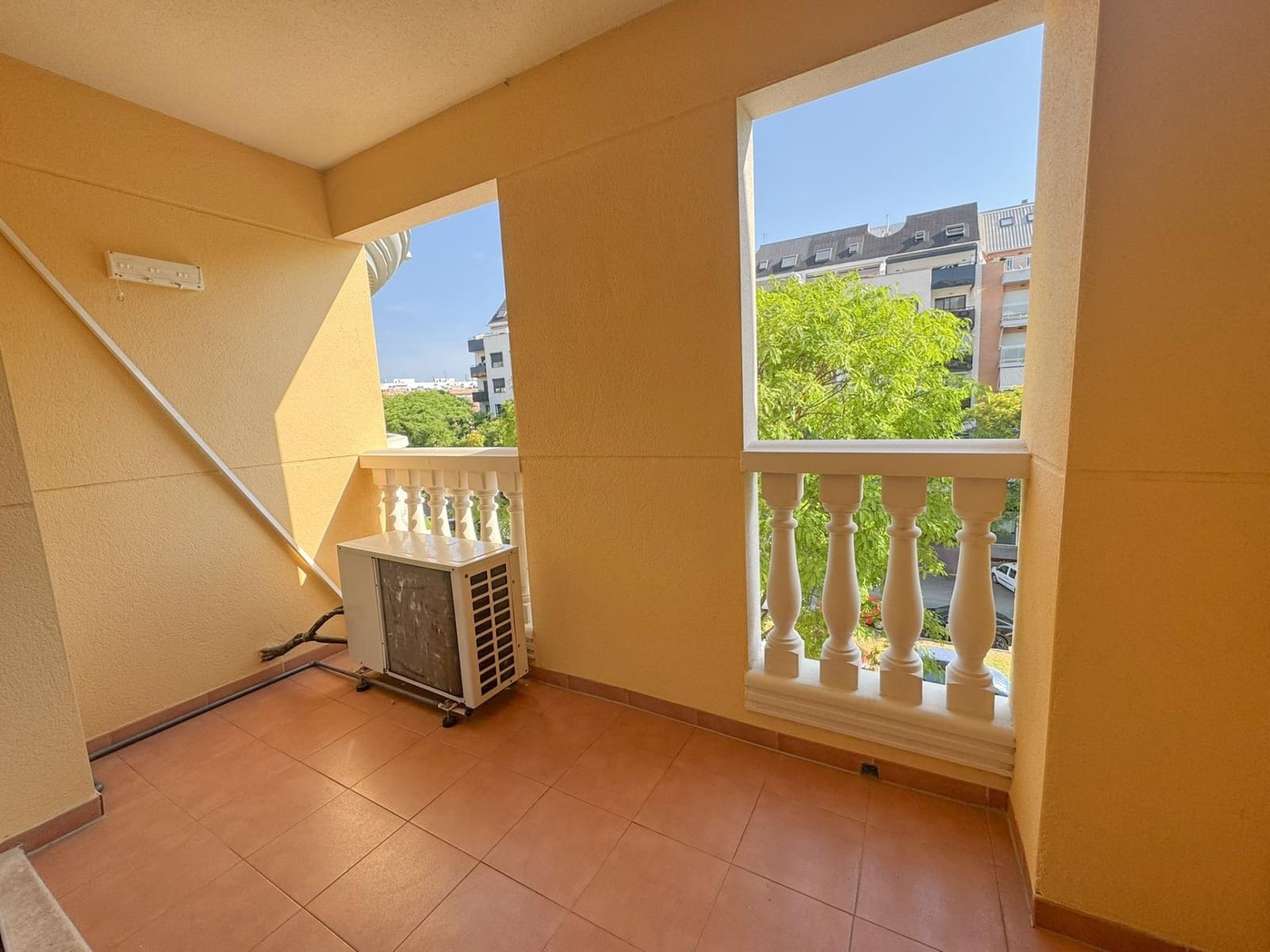 3 Zimmer Apartment zu verkaufen in Denia - 280.000 € (Ref: 9881939)