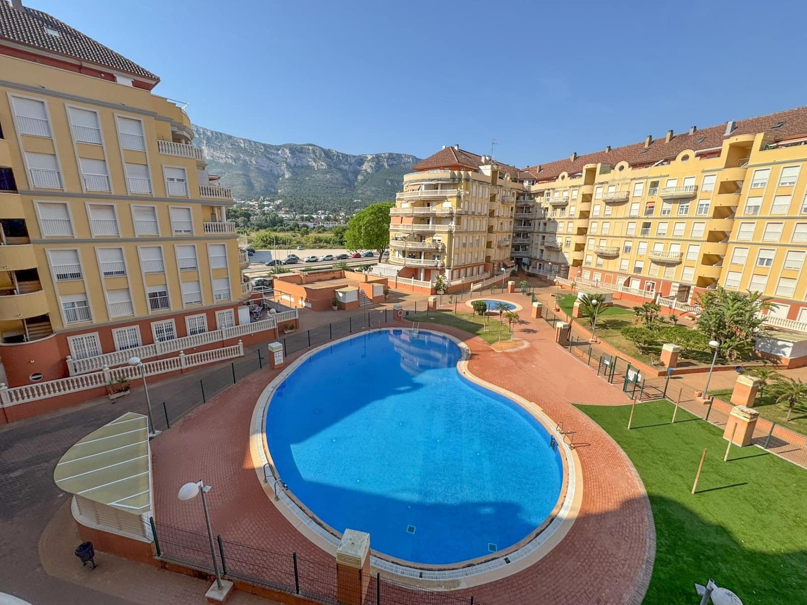 3 Zimmer Apartment zu verkaufen in Denia - 280.000 € (Ref: 9881939)