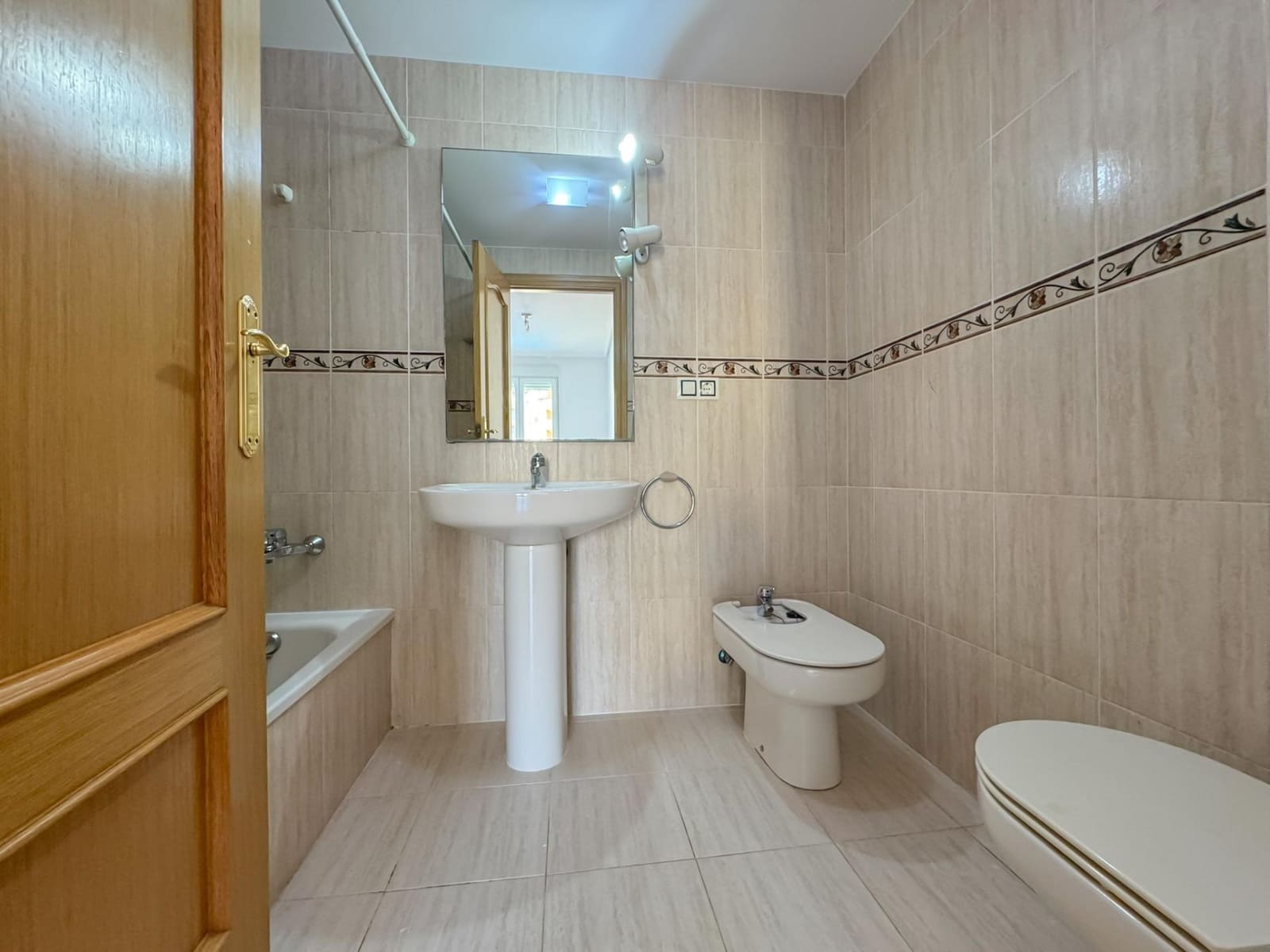3 Zimmer Apartment zu verkaufen in Denia - 280.000 € (Ref: 9881939)