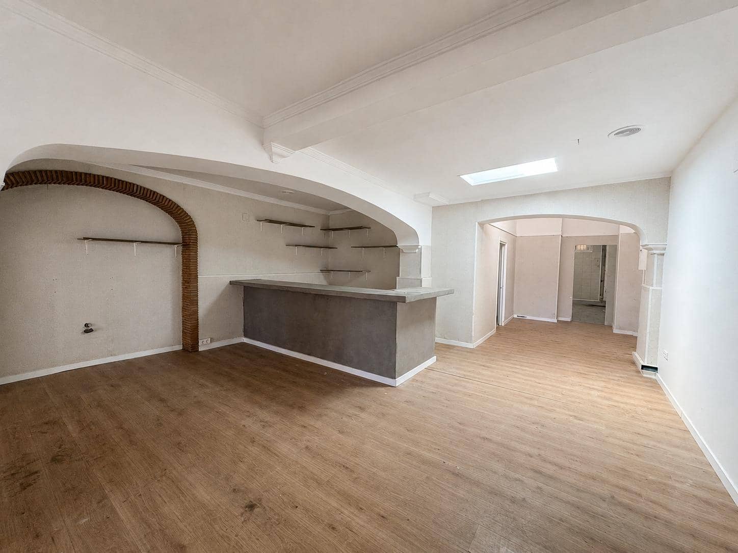 Gewerbe zu vermieten in Denia - 4.000 € (Ref: 9922311)