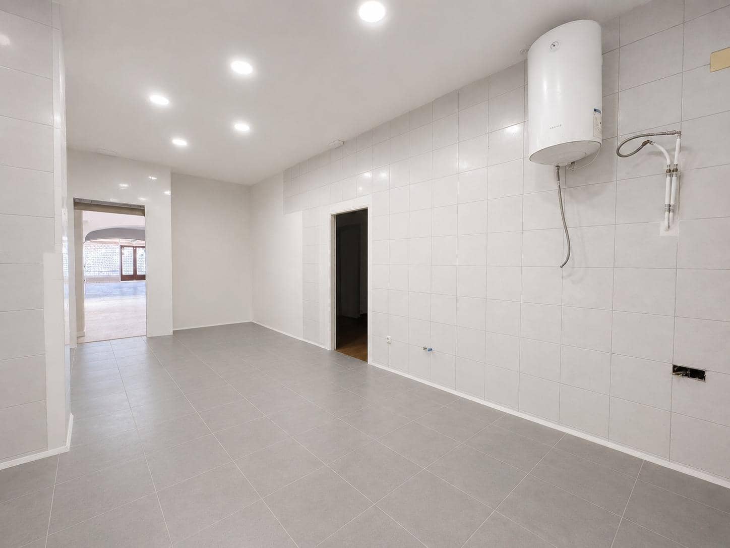 Gewerbe zu vermieten in Denia - 4.000 € (Ref: 9922311)