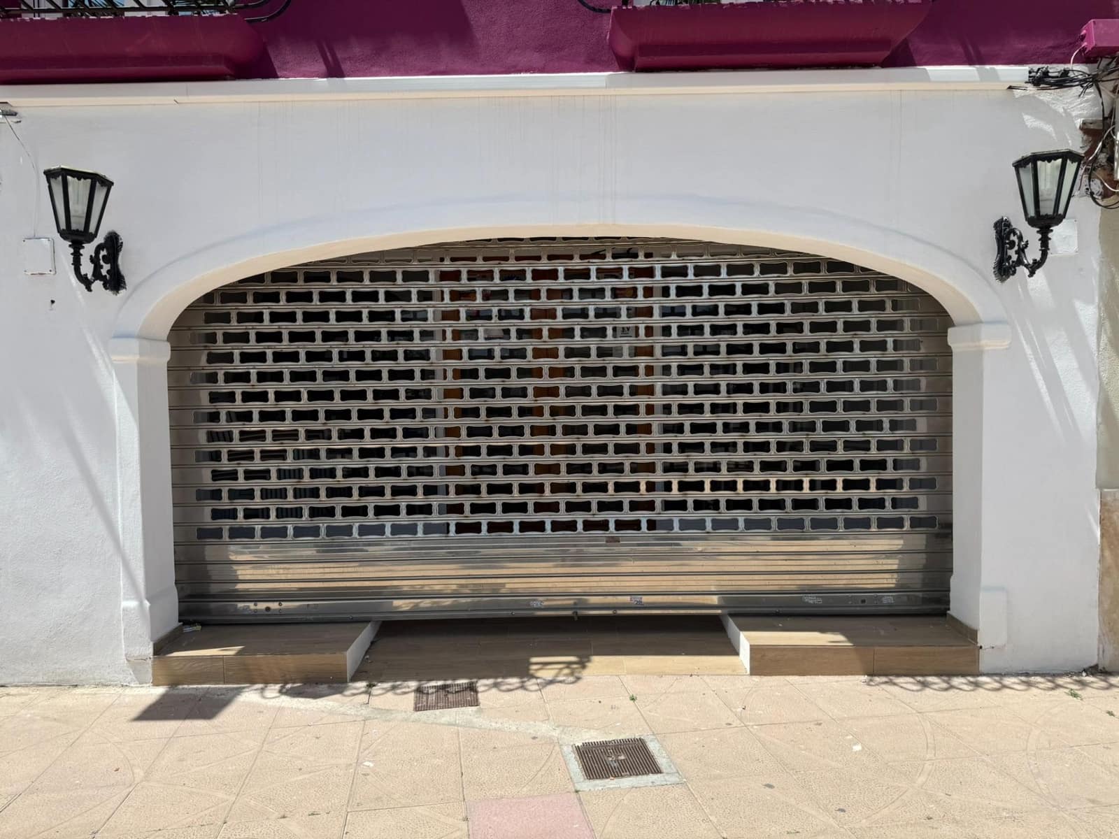 Gewerbe zu vermieten in Denia - 4.000 € (Ref: 9922311)