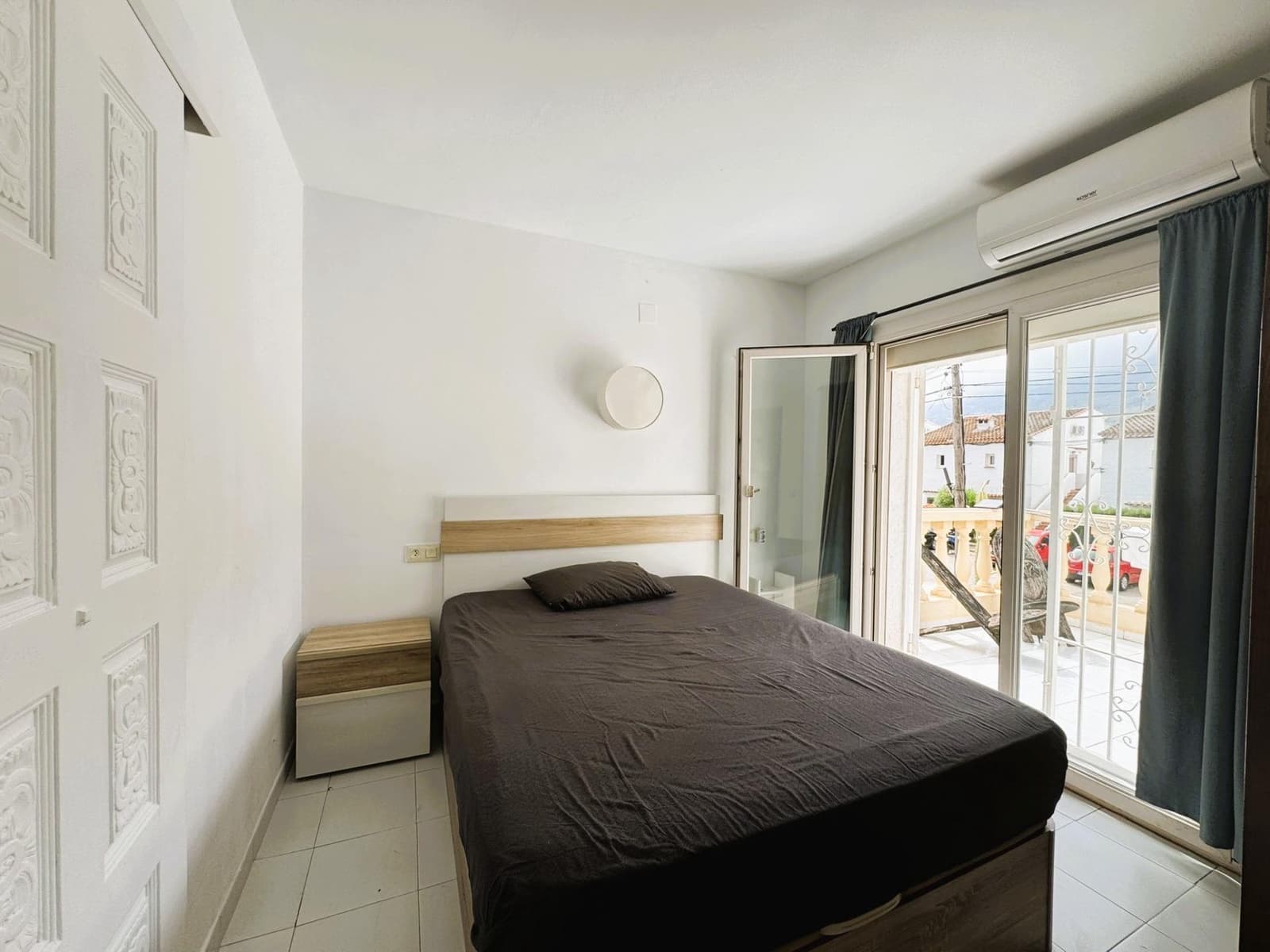 3 makuuhuone Rivitalo myytävänä paikassa Denia mukana uima-altaan - 320 000 € (Ref: 9927403)