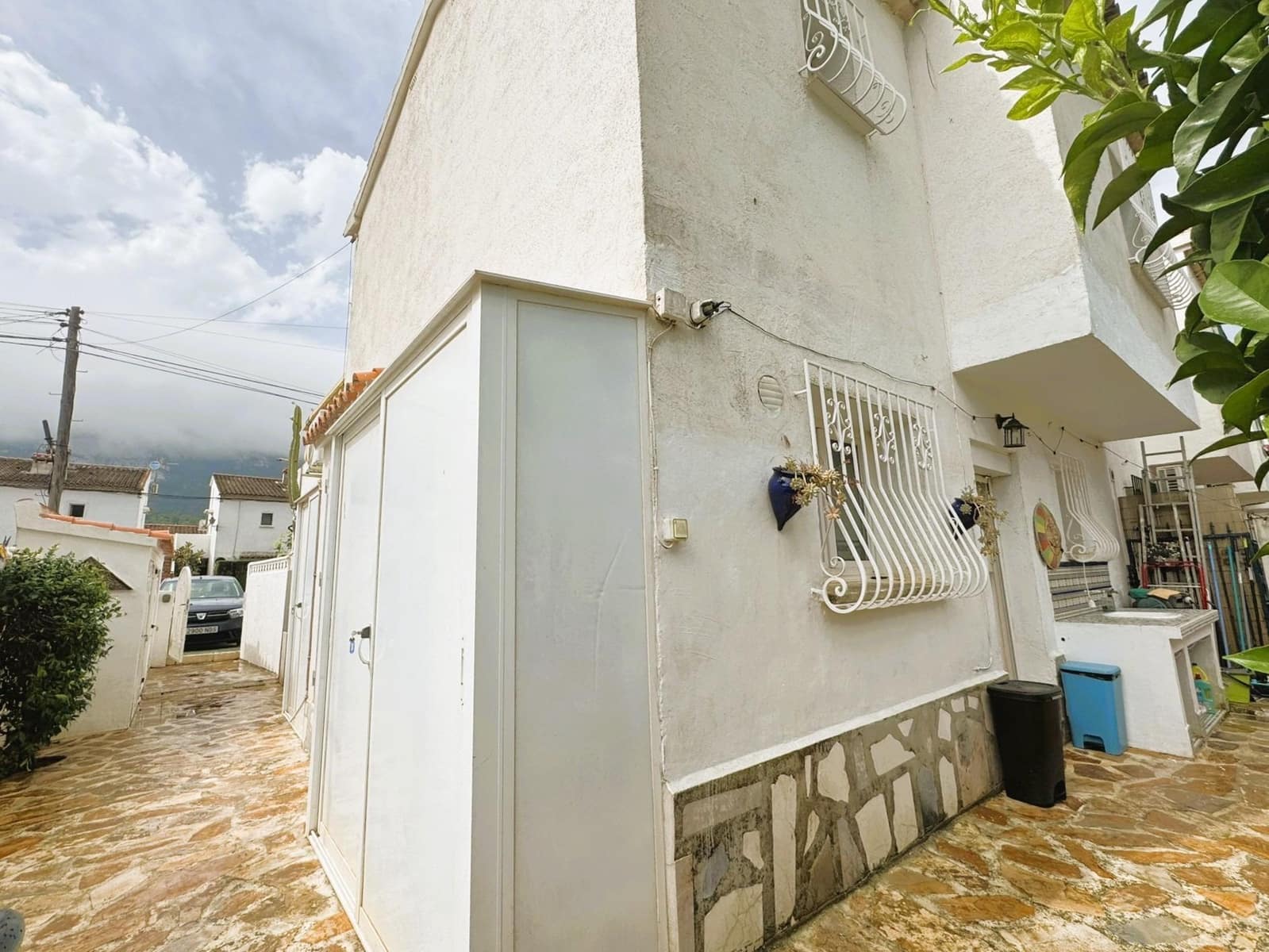3 makuuhuone Rivitalo myytävänä paikassa Denia mukana uima-altaan - 320 000 € (Ref: 9927403)