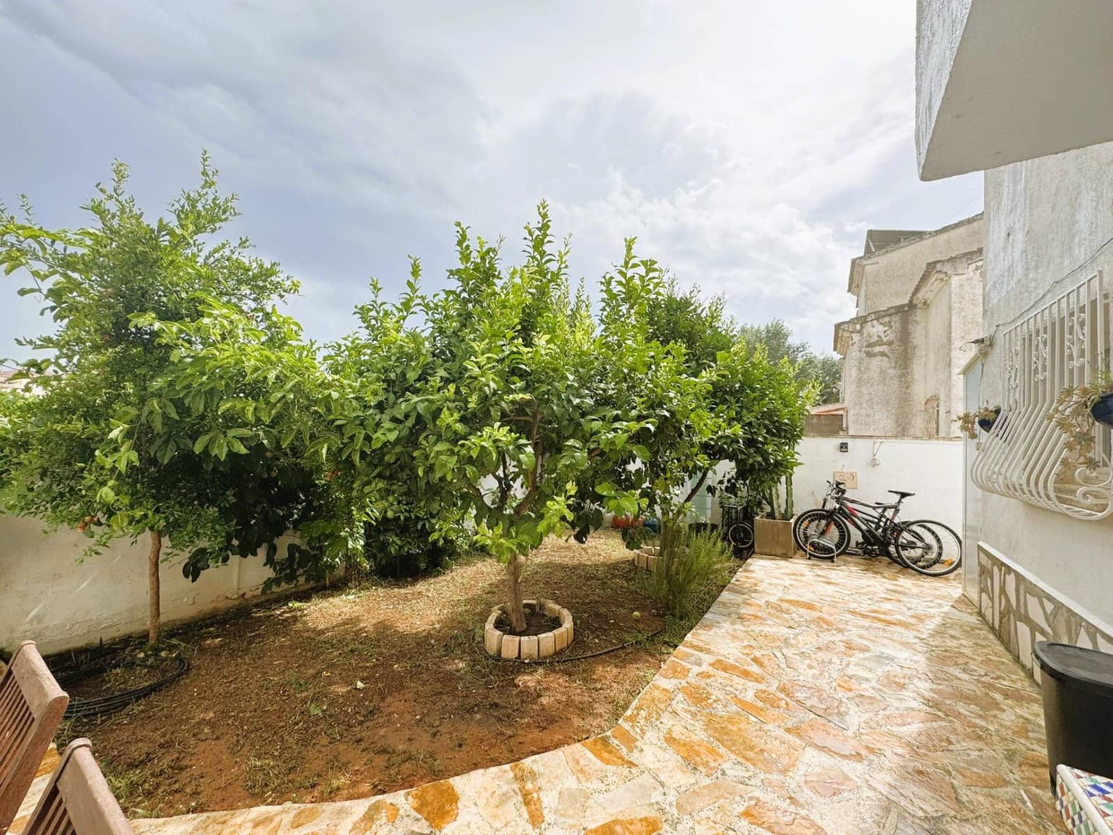 3 makuuhuone Rivitalo myytävänä paikassa Denia mukana uima-altaan - 320 000 € (Ref: 9927403)