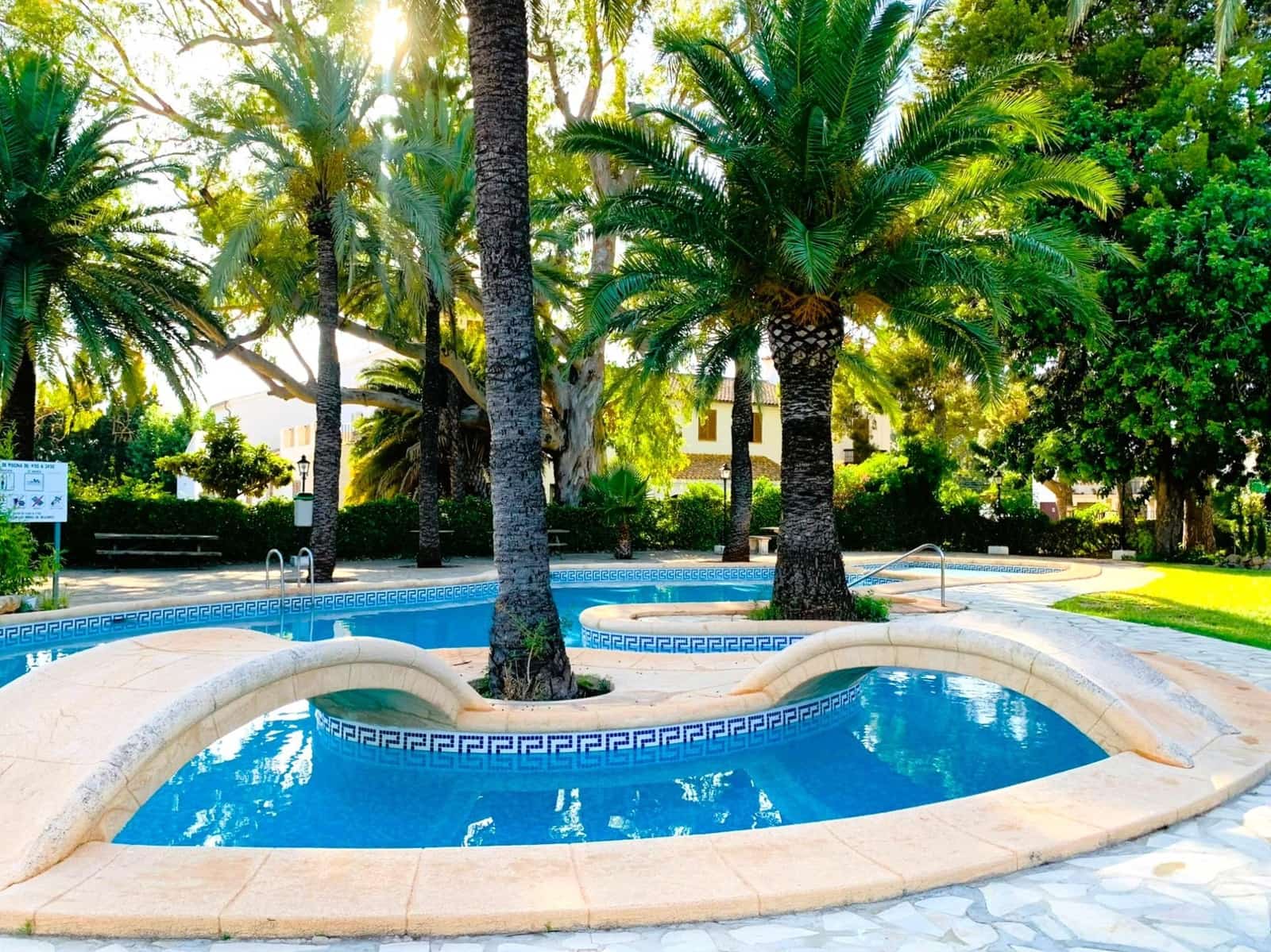 3 makuuhuone Rivitalo myytävänä paikassa Denia mukana uima-altaan - 320 000 € (Ref: 9927403)