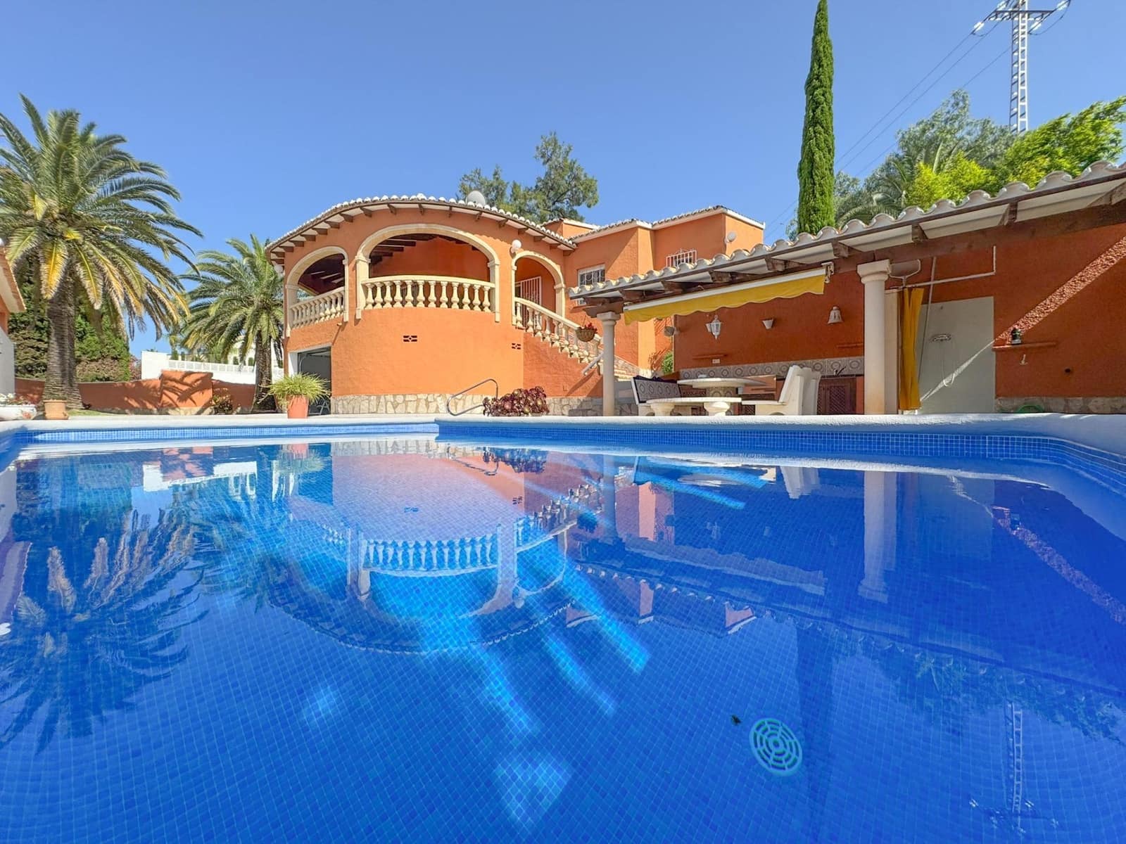 3 soverom Villa til salgs i Denia med svømmebasseng garasje - € 639 000 (Ref: 9934206)
