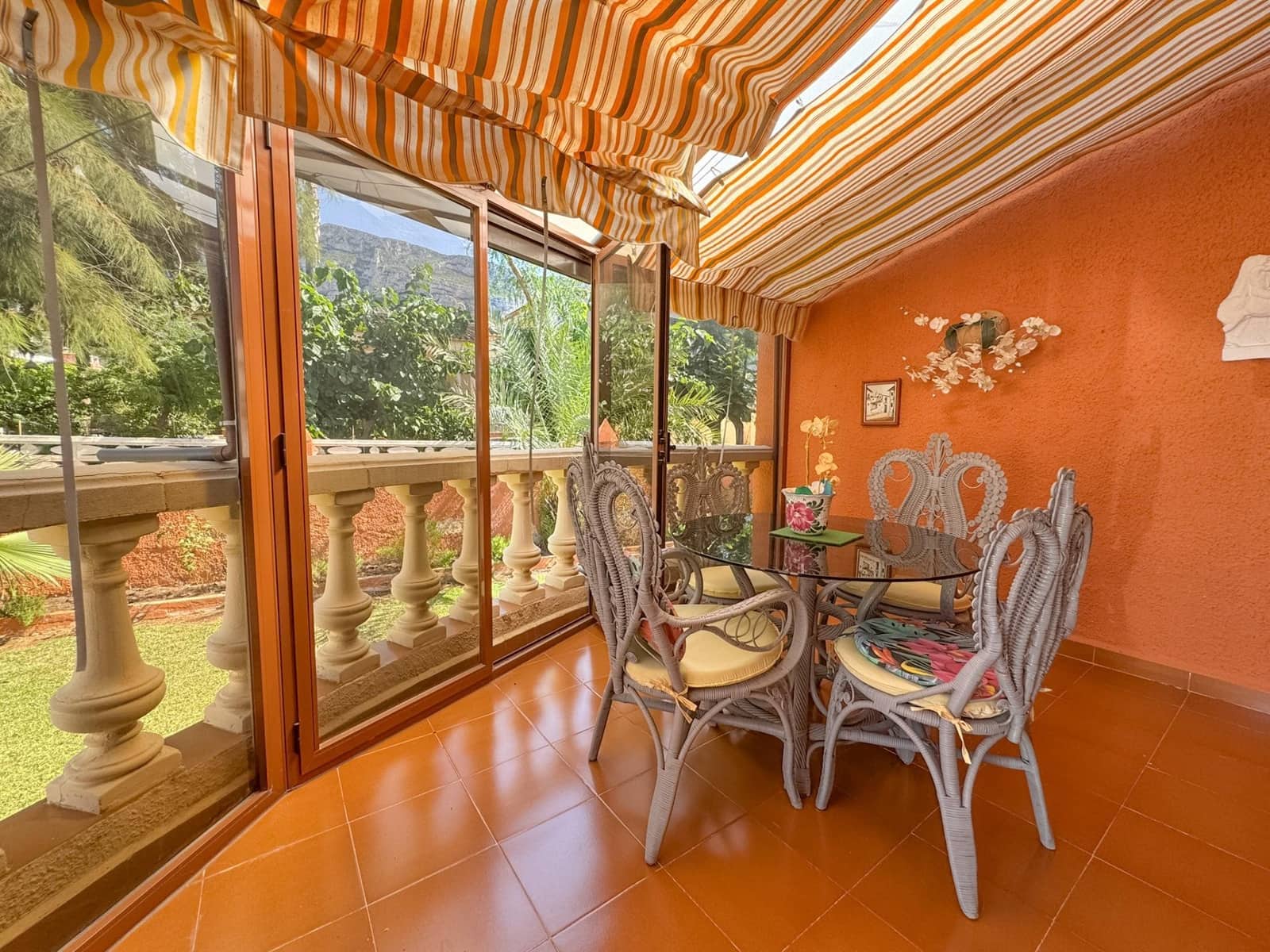 3 soverom Villa til salgs i Denia med svømmebasseng garasje - € 639 000 (Ref: 9934206)