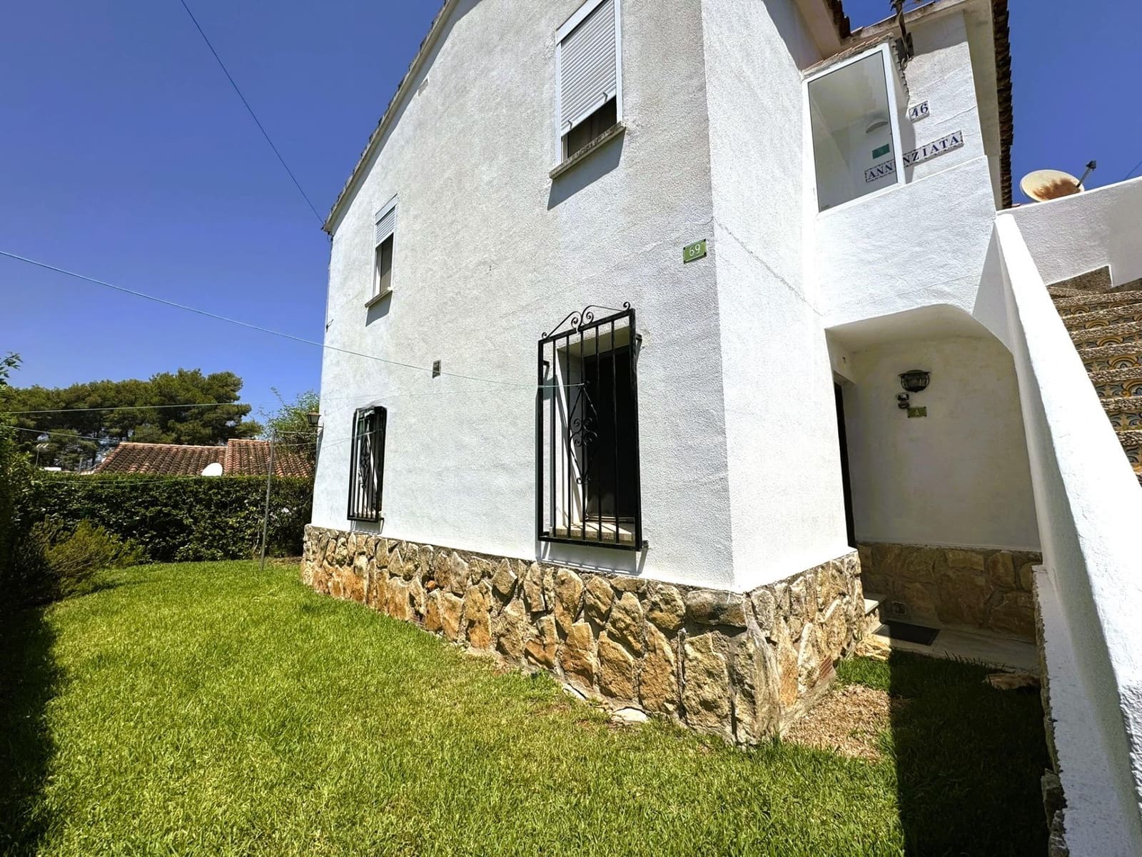 1 makuuhuone Rivitalo myytävänä paikassa Denia mukana uima-altaan - 180 000 € (Ref: 9938189)