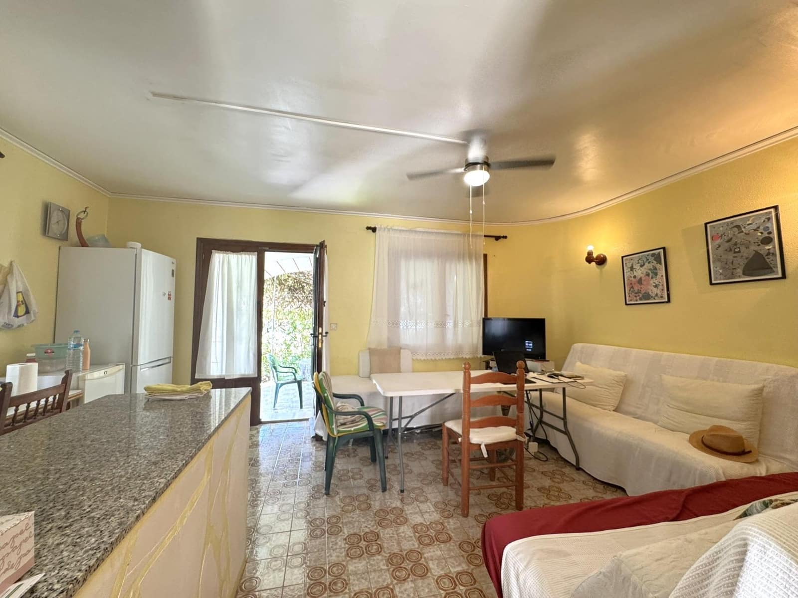 1 makuuhuone Rivitalo myytävänä paikassa Denia mukana uima-altaan - 180 000 € (Ref: 9938189)