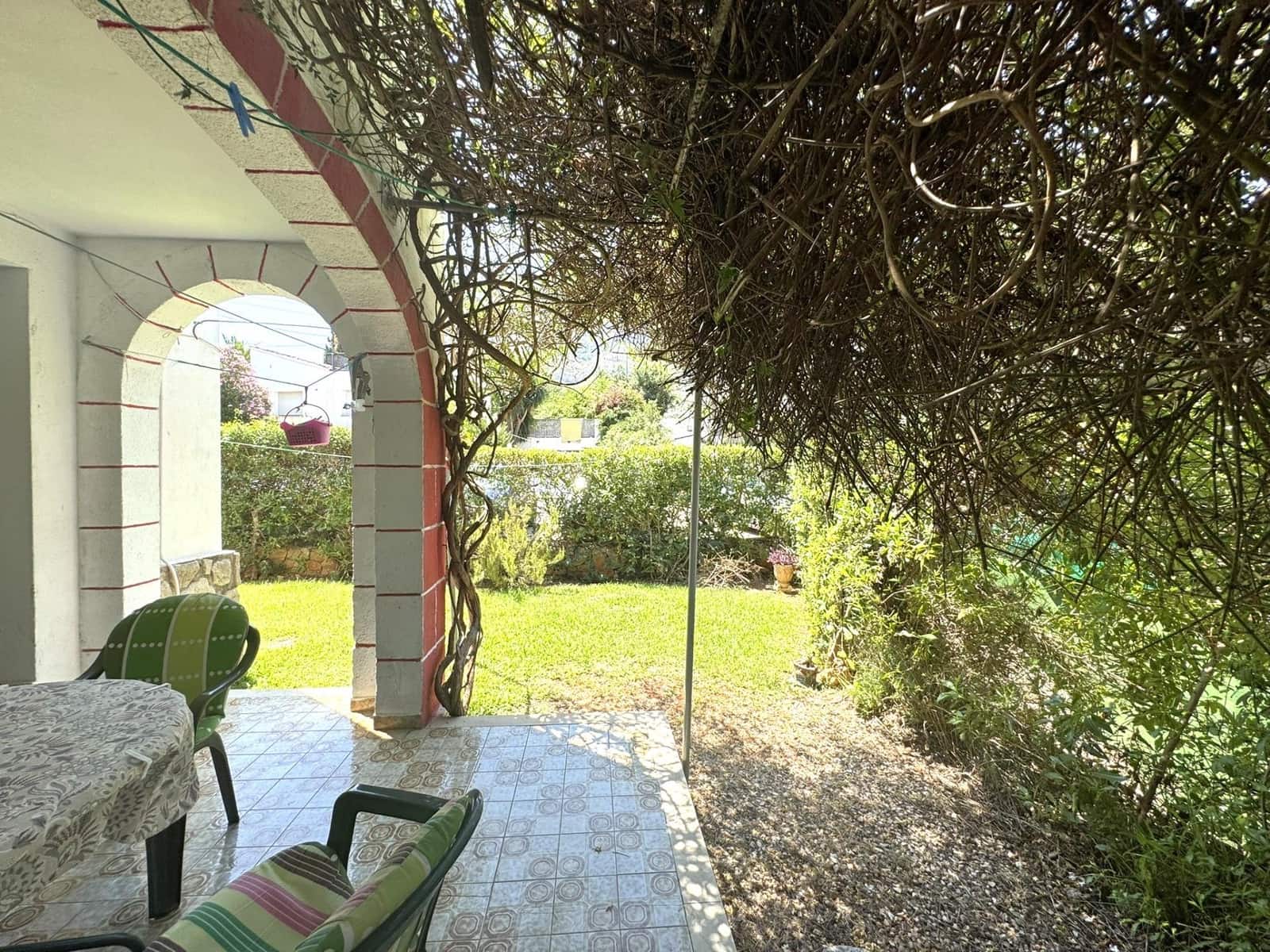 1 makuuhuone Rivitalo myytävänä paikassa Denia mukana uima-altaan - 180 000 € (Ref: 9938189)
