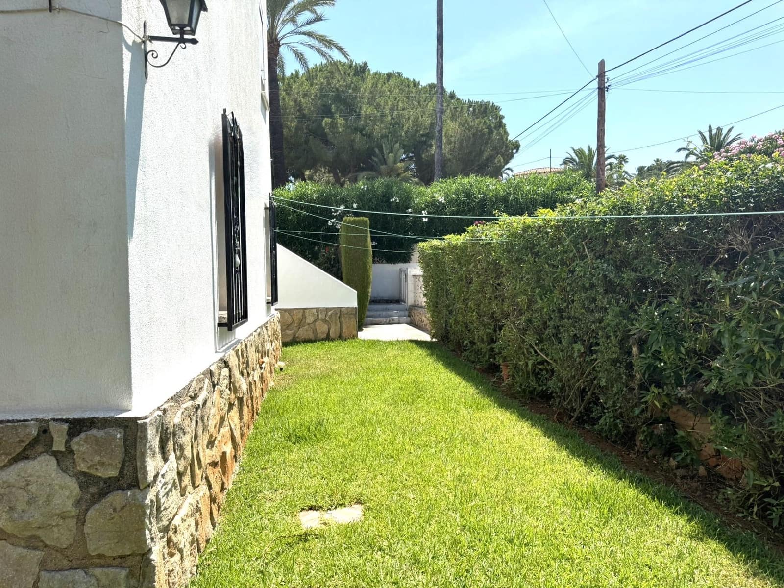 1 makuuhuone Rivitalo myytävänä paikassa Denia mukana uima-altaan - 180 000 € (Ref: 9938189)