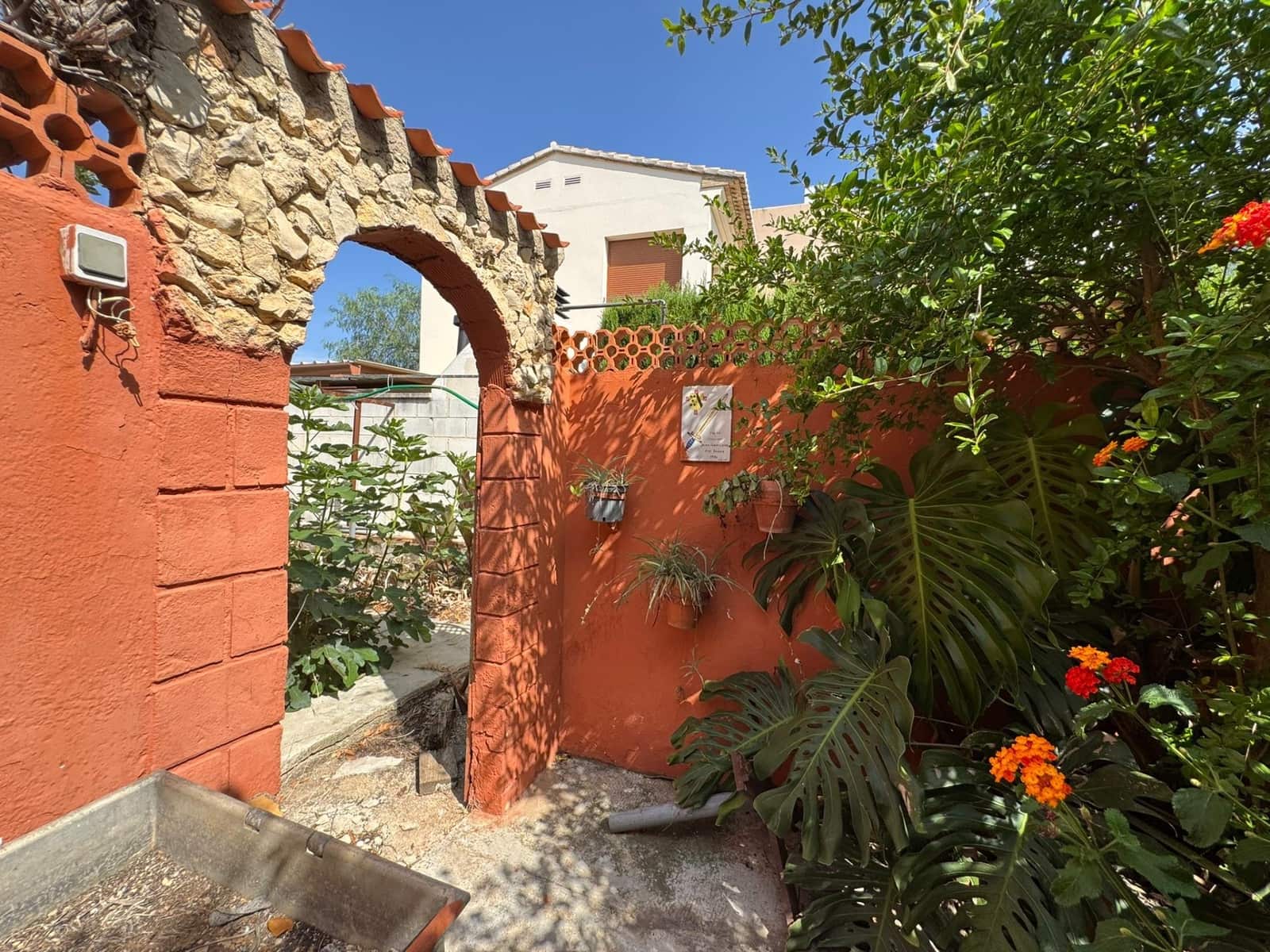 3 bedroom Villa for sale in Denia with pool garage - € 429,000 (Ref: 9942527)