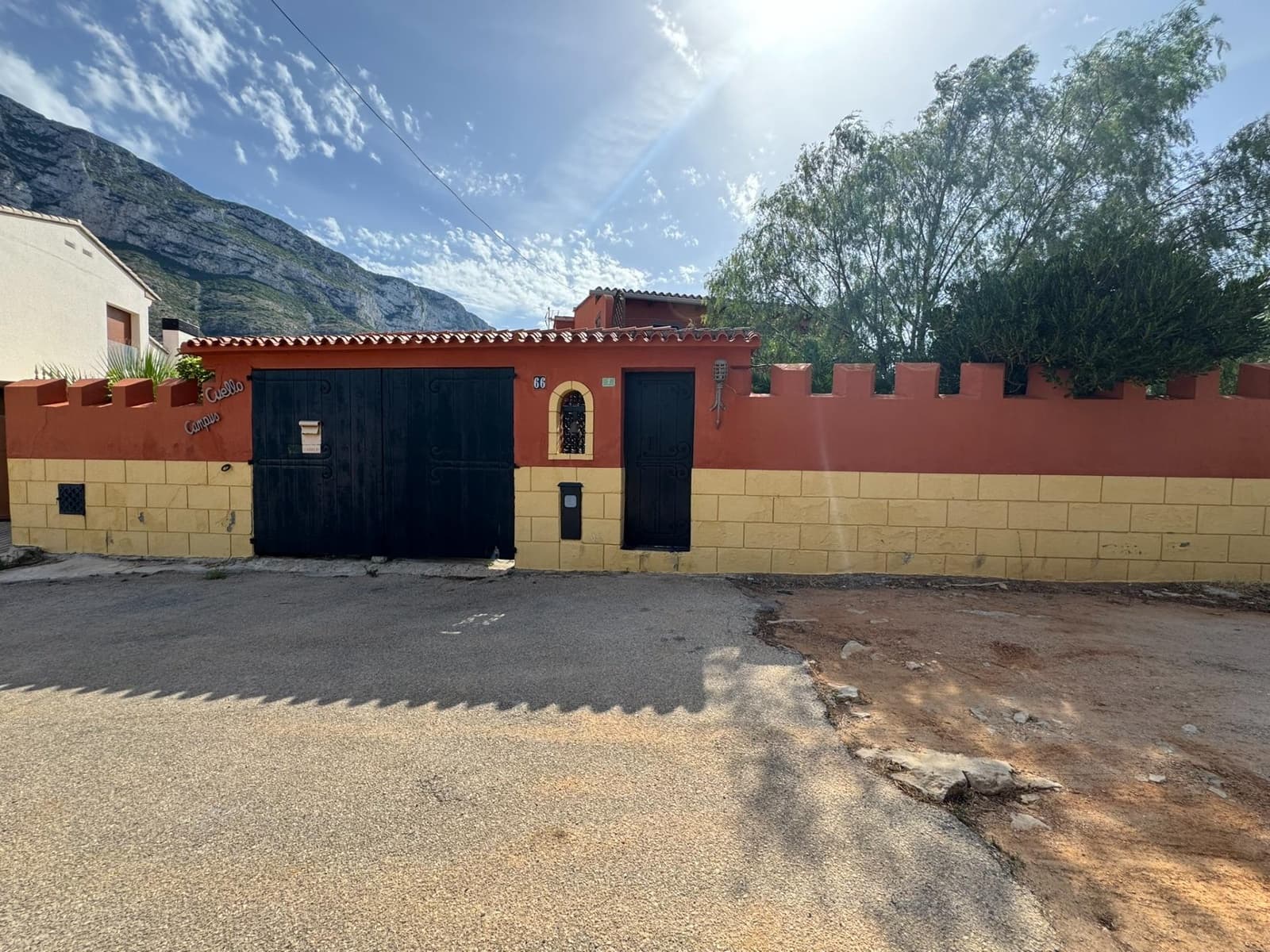 3 bedroom Villa for sale in Denia with pool garage - € 429,000 (Ref: 9942527)