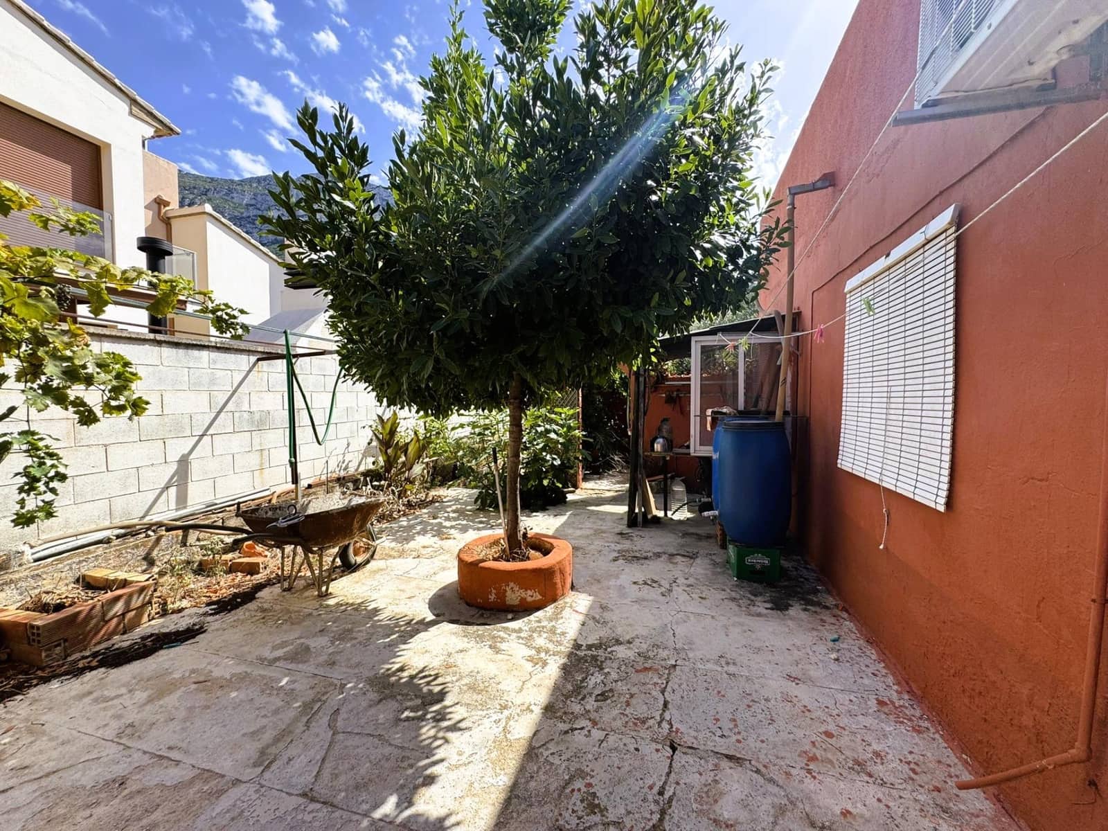 3 bedroom Villa for sale in Denia with pool garage - € 429,000 (Ref: 9942527)