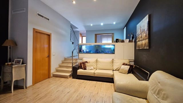 4 quarto Moradia em Banda para venda em Ondara - 370 000 € (Ref: 9952628)