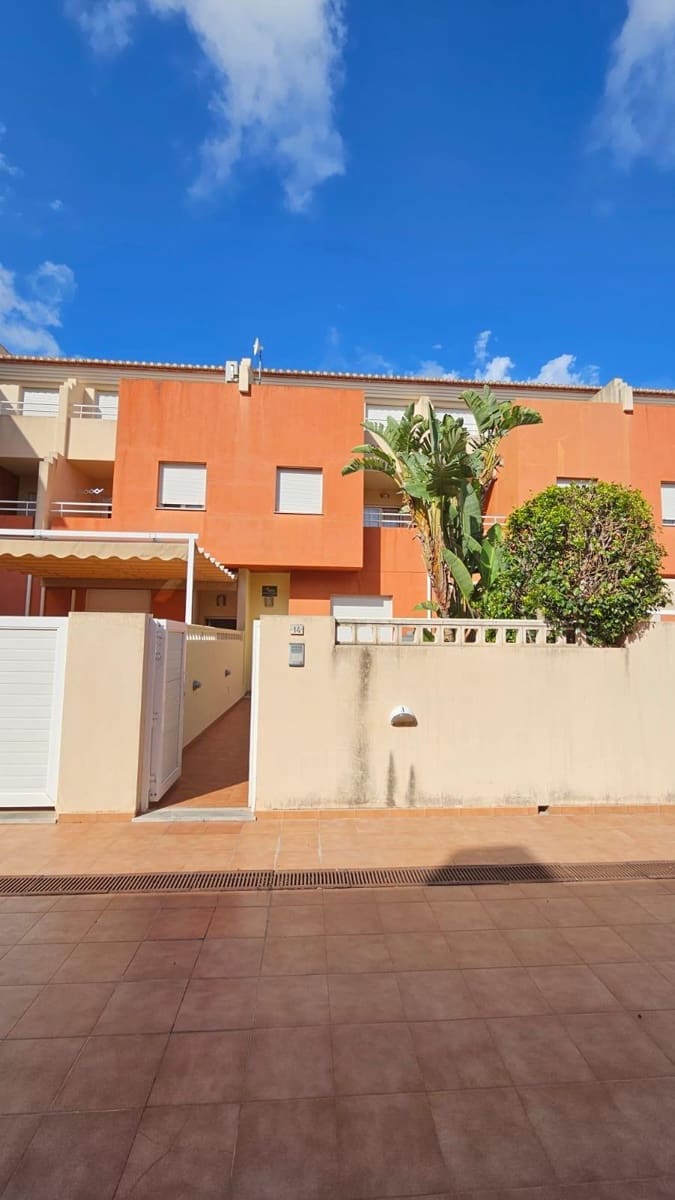 4 chambre Villa/Maison Mitoyenne à vendre à Ondara - 370 000 € (Ref: 9952628)