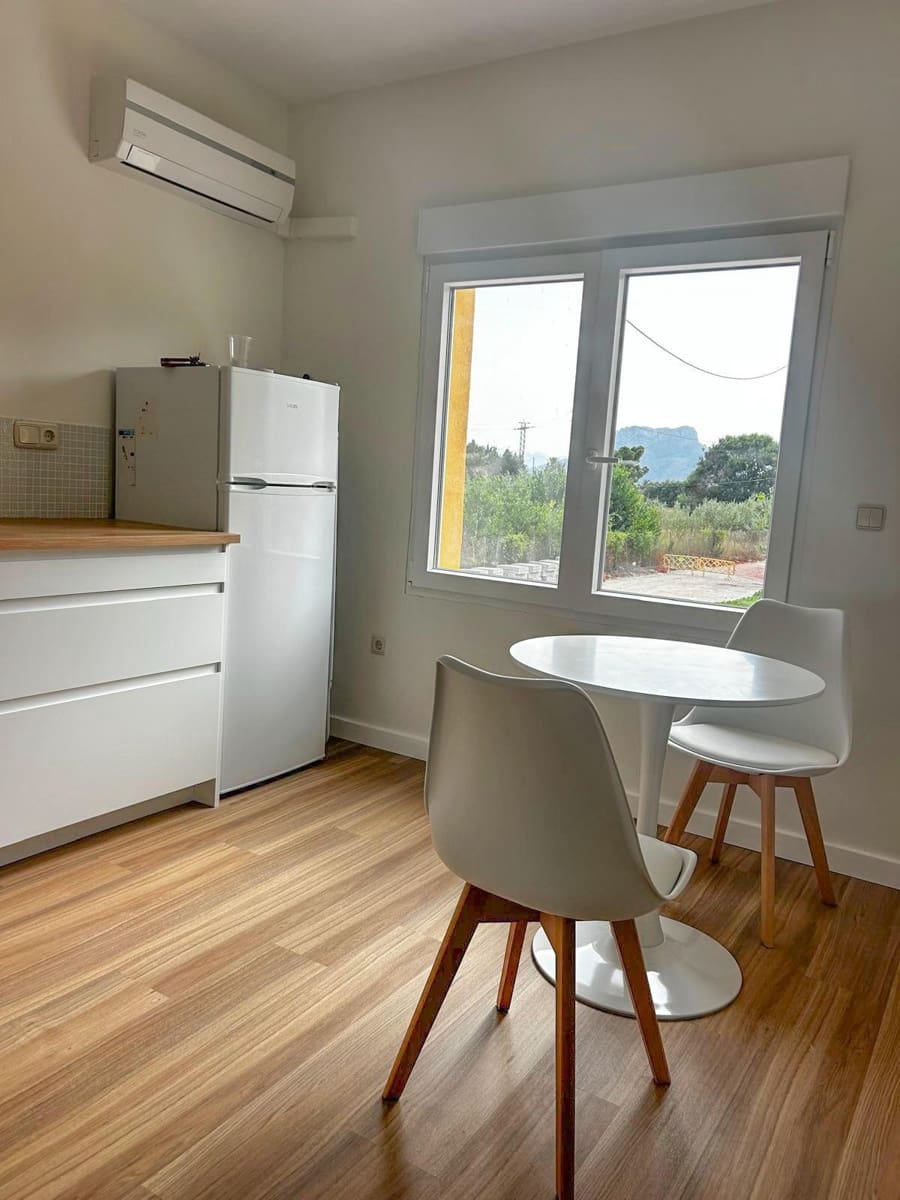 Studio til leje i Denia - € 650 (Ref: 9962706)