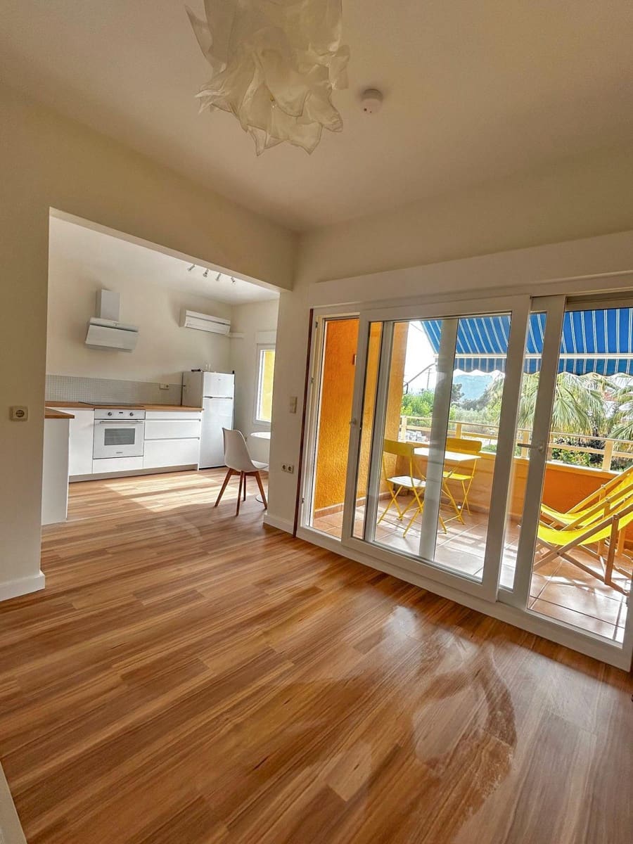 Studio til leje i Denia - € 650 (Ref: 9962706)