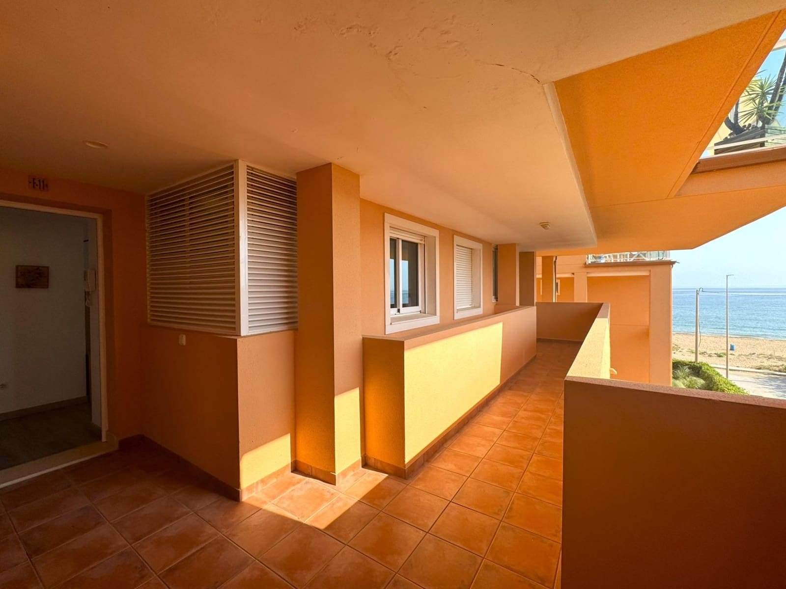 2 quarto Apartamento para venda em Denia com piscina - 360 000 € (Ref: 9990719)