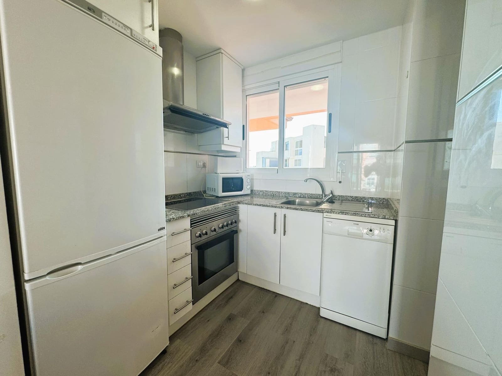 2 quarto Apartamento para venda em Denia com piscina - 360 000 € (Ref: 9990719)