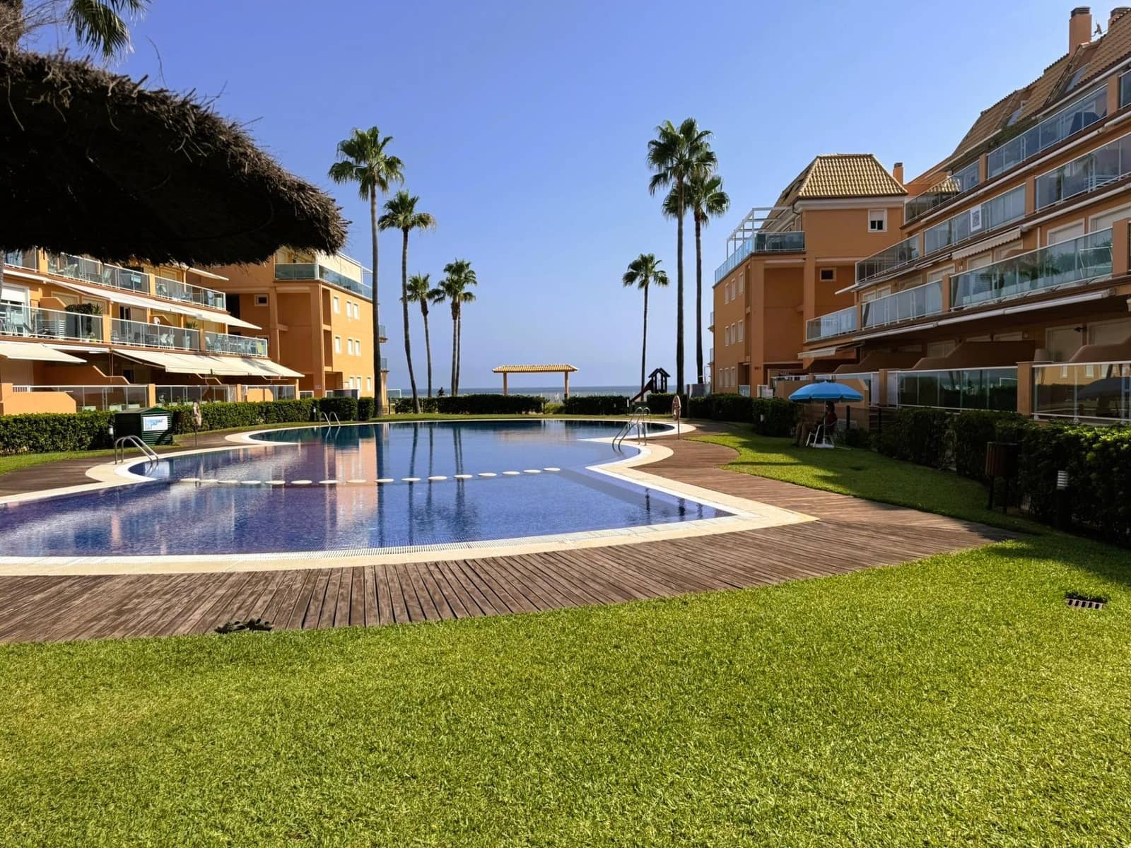 2 quarto Apartamento para venda em Denia com piscina - 360 000 € (Ref: 9990719)