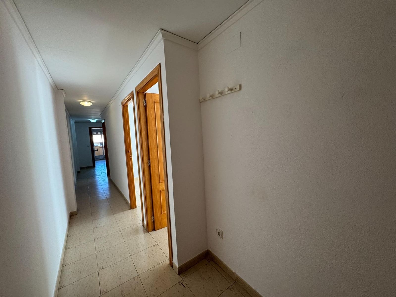 3 bedroom Flat for rent in Denia with garage - € 980 (Ref: 9994248)