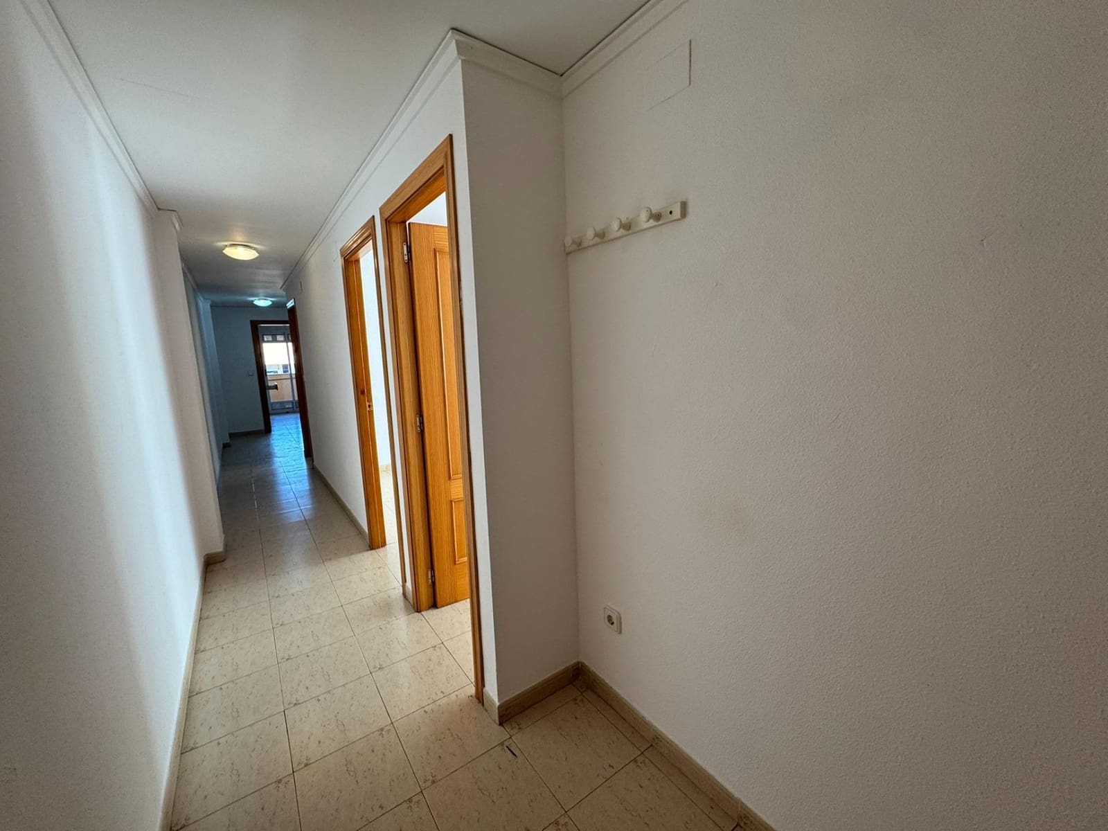 3 bedroom Flat for rent in Denia with garage - € 980 (Ref: 9994248)