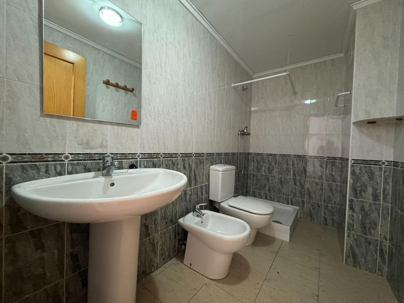 3 bedroom Flat for rent in Denia with garage - € 980 (Ref: 9994248)