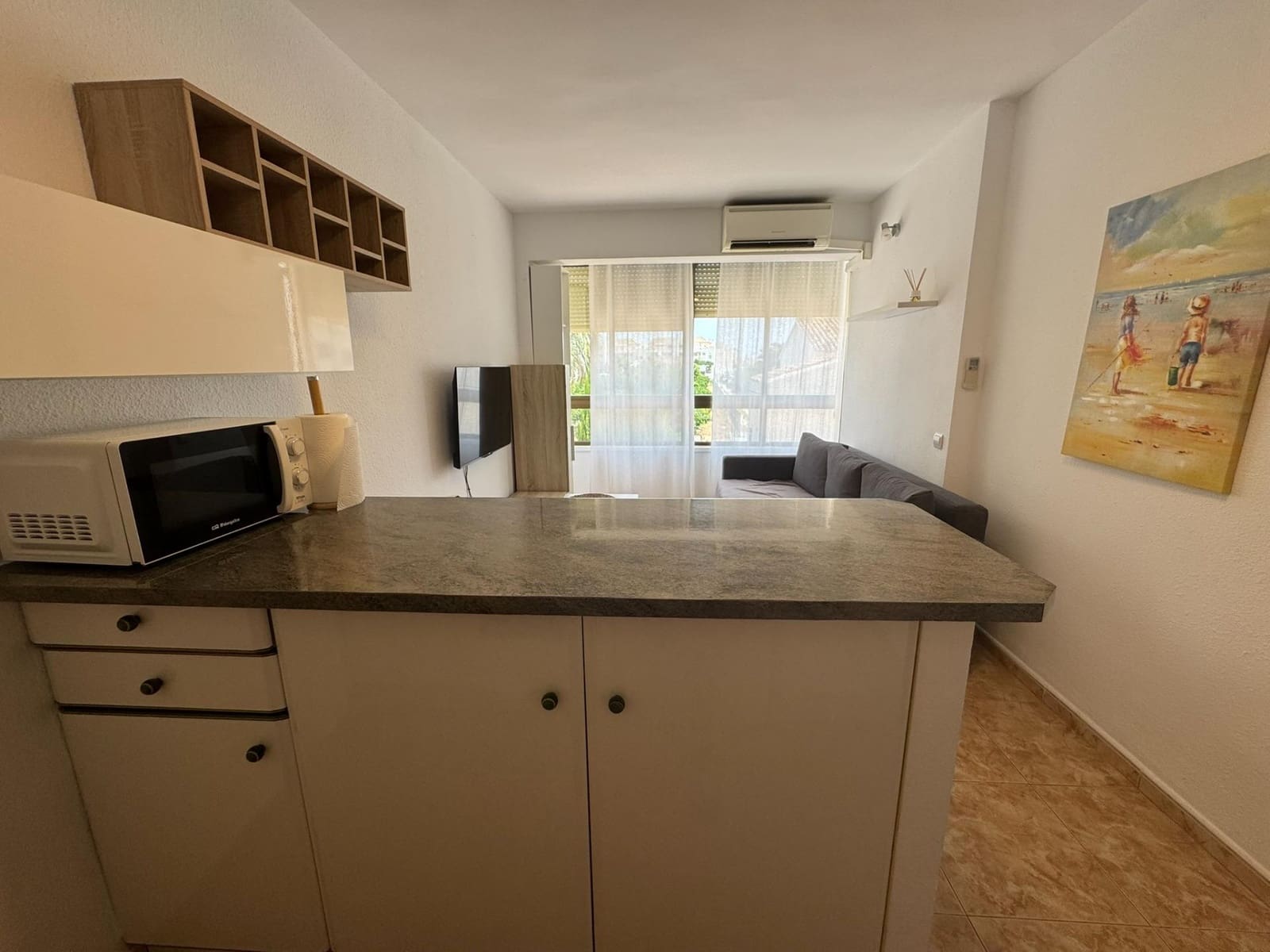 1 slaapkamer Studio te huur in Denia - € 750 (Ref: 9994249)
