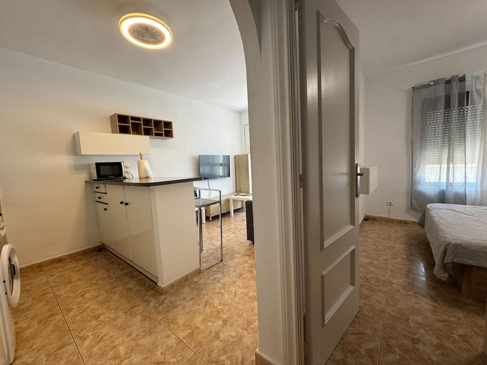 1 slaapkamer Studio te huur in Denia - € 750 (Ref: 9994249)