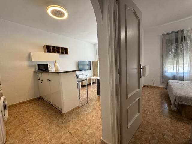 1 slaapkamer Studio te huur in Dénia - € 750 (Ref: 9994249)