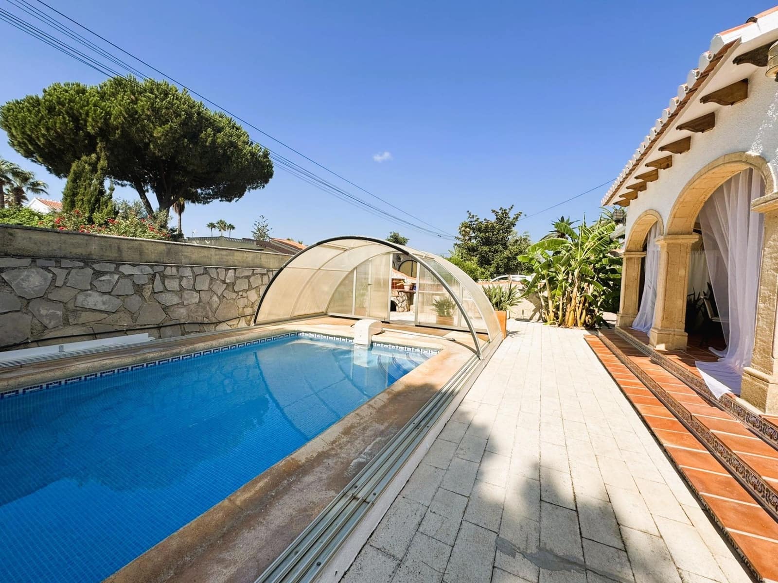 3 soverom Villa til salgs i Denia med svømmebasseng garasje - € 649 000 (Ref: 9994250)