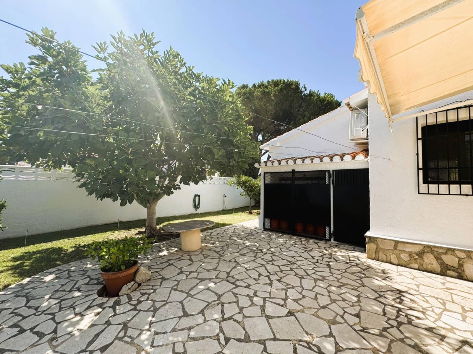 3 soverom Villa til salgs i Denia med svømmebasseng garasje - € 649 000 (Ref: 9994250)