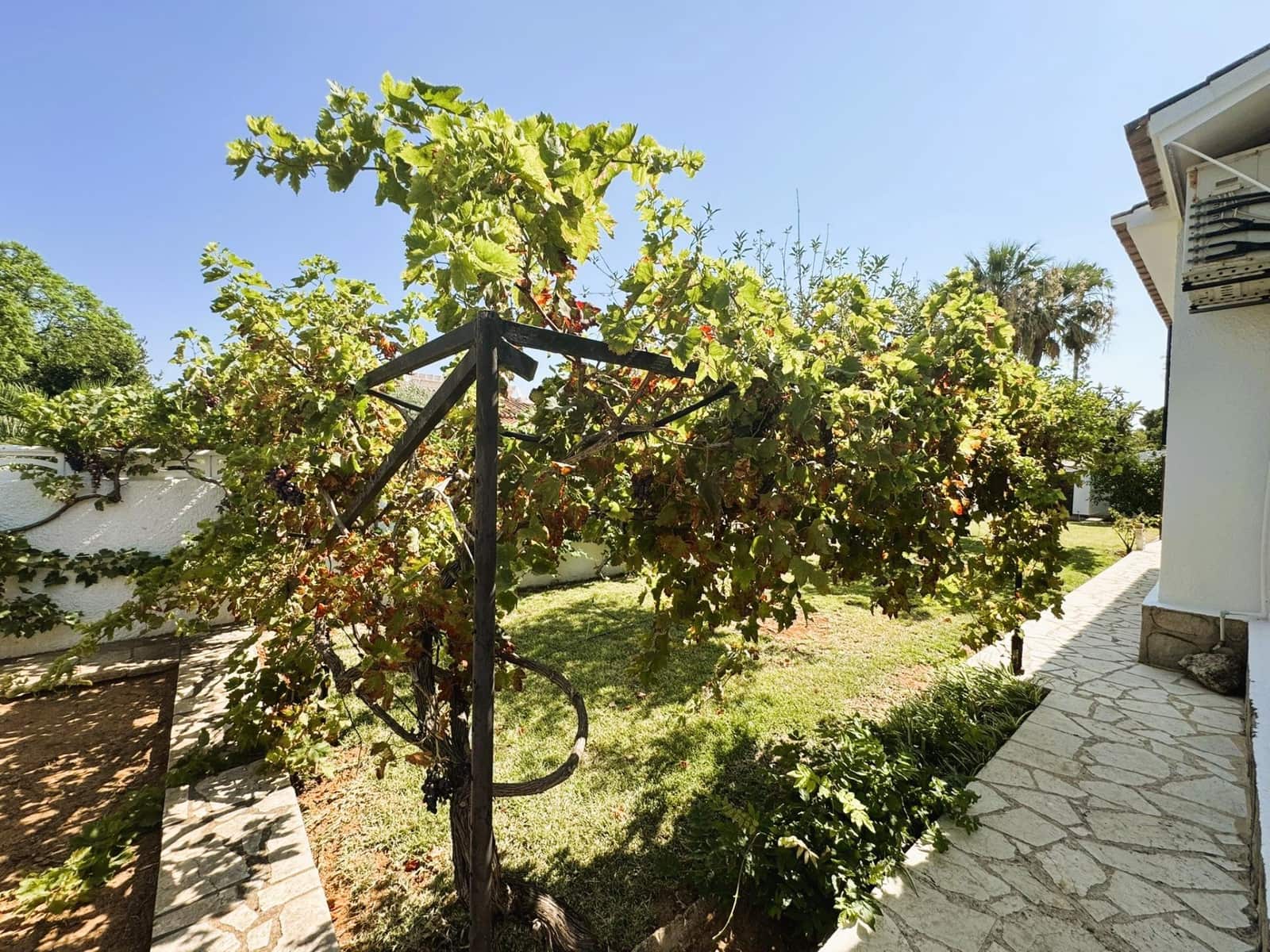 3 soverom Villa til salgs i Denia med svømmebasseng garasje - € 649 000 (Ref: 9994250)