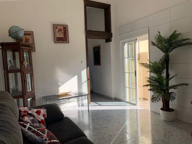 4 sypialnia Finka/Dom wiejski na sprzedaż w Torrevieja - 300 000 € (Ref: 9441073)