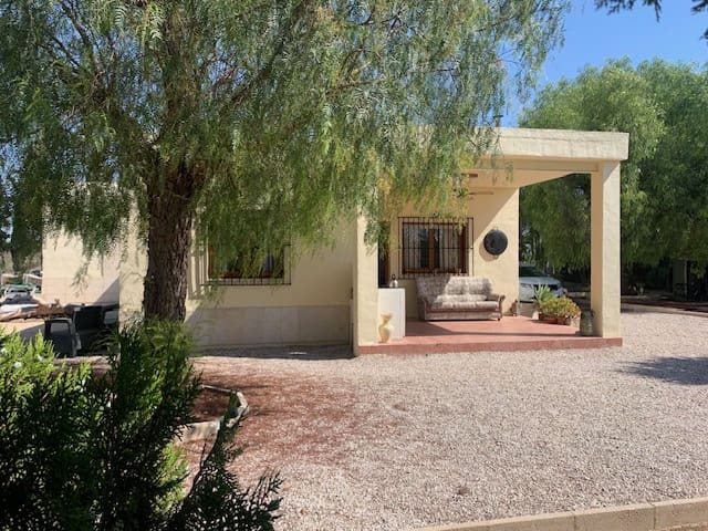 4 makuuhuone Maalaistalo myytävänä paikassa El Pinet, Elche / Elx - 299 000 € (Ref: 9727473)