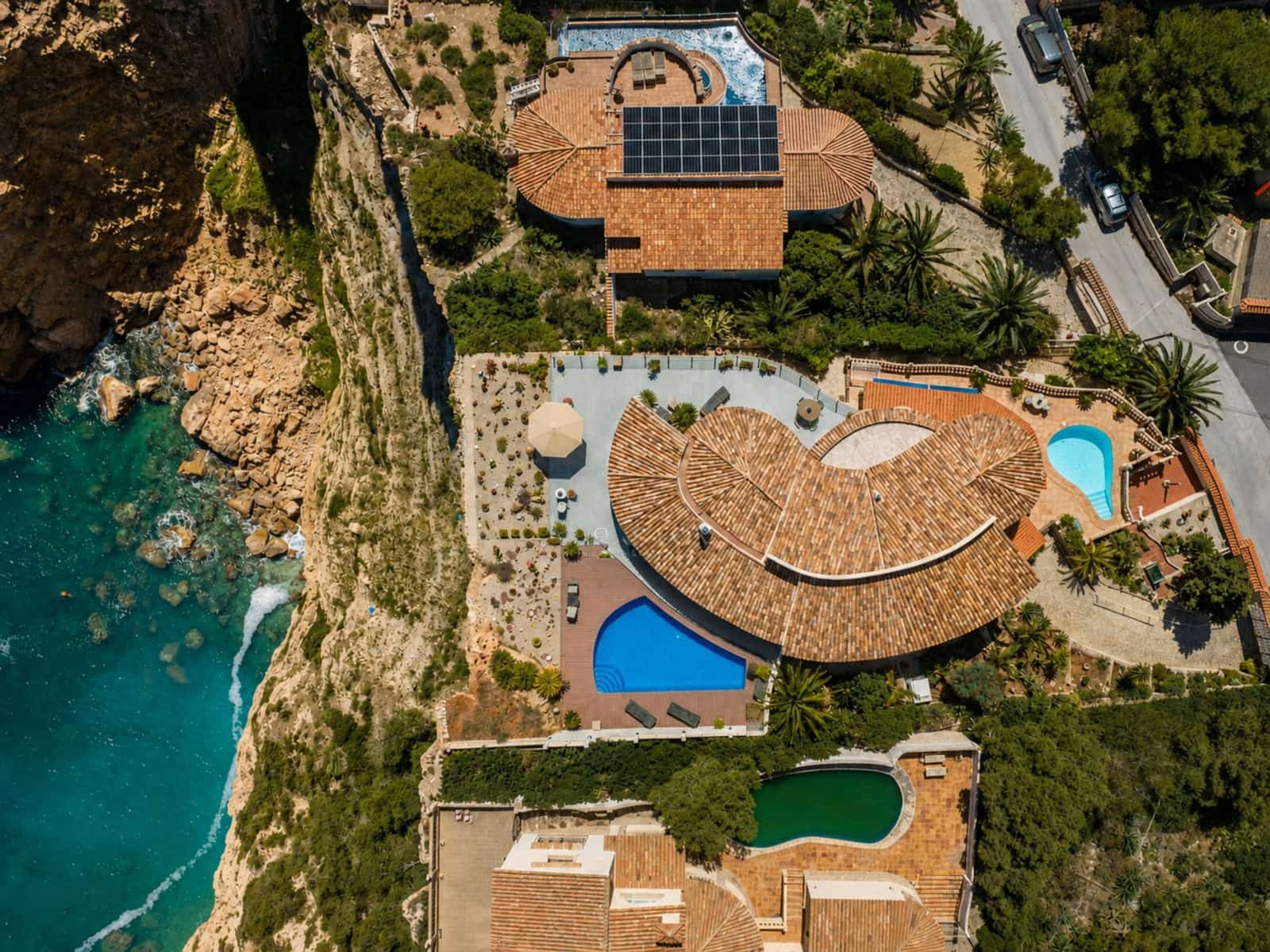 5 bedroom Villa for sale in Javea / Xabia with pool garage - € 2,150,000 (Ref: 10044828)