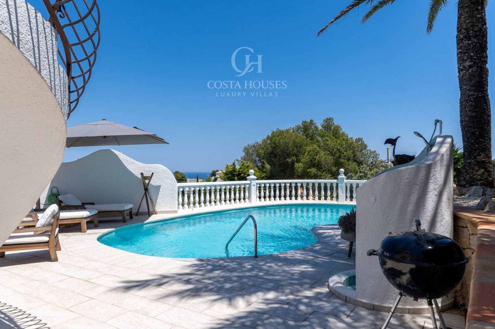 4 bedroom Villa for sale in Javea / Xabia with pool garage - € 1,495,000 (Ref: 10055296)