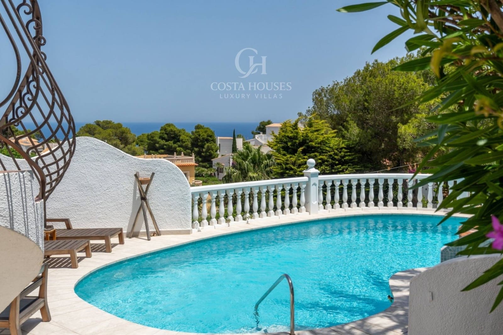 4 bedroom Villa for sale in Javea / Xabia with pool garage - € 1,495,000 (Ref: 10055296)