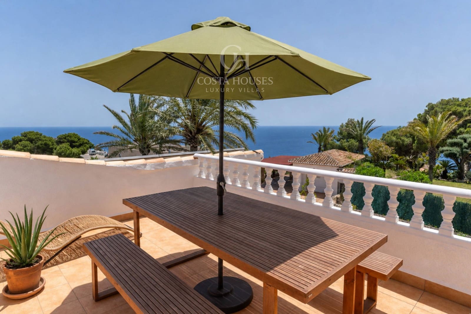 4 bedroom Villa for sale in Javea / Xabia with pool garage - € 1,495,000 (Ref: 10055296)