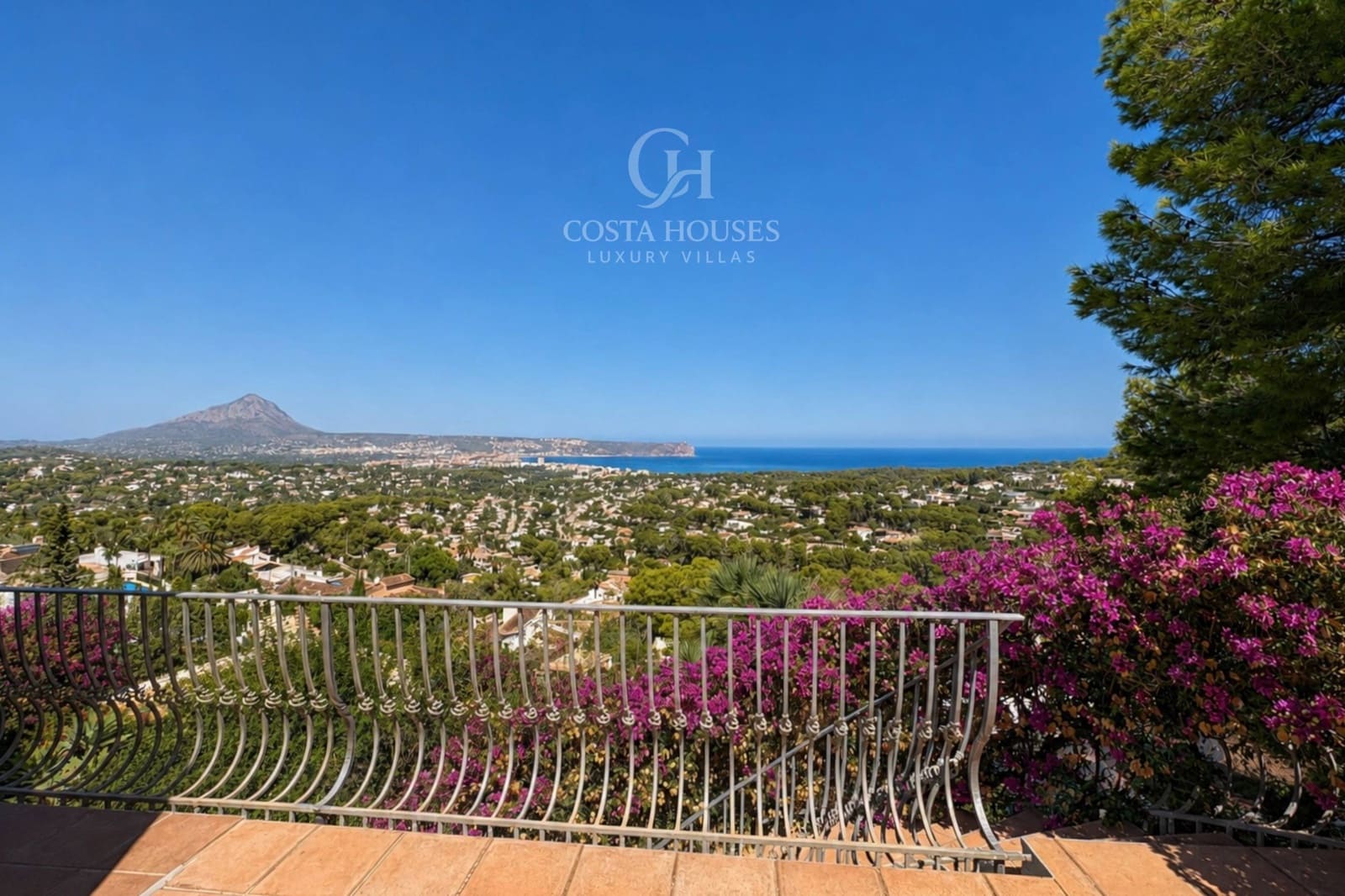 Chalet de 5 habitaciones en Javea / Xàbia en venta con piscina garaje - 2.250.000 € (Ref: 10055297)