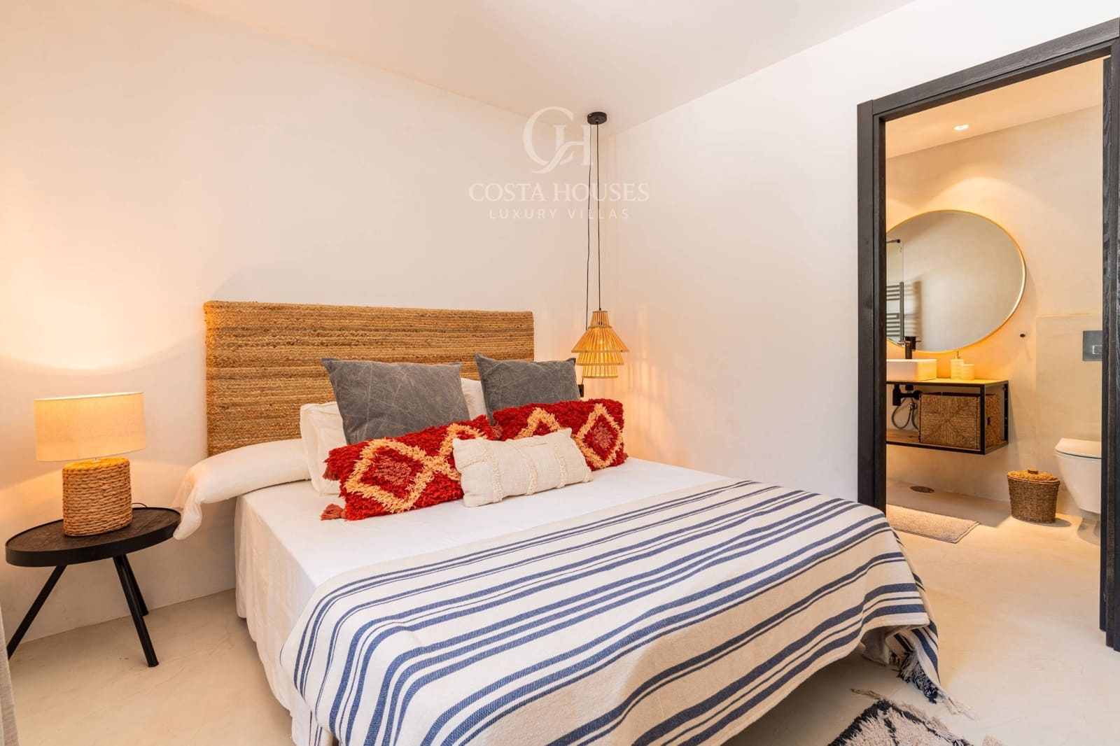 5 bedroom Villa for sale in Javea / Xabia with pool garage - € 1,695,000 (Ref: 10059155)
