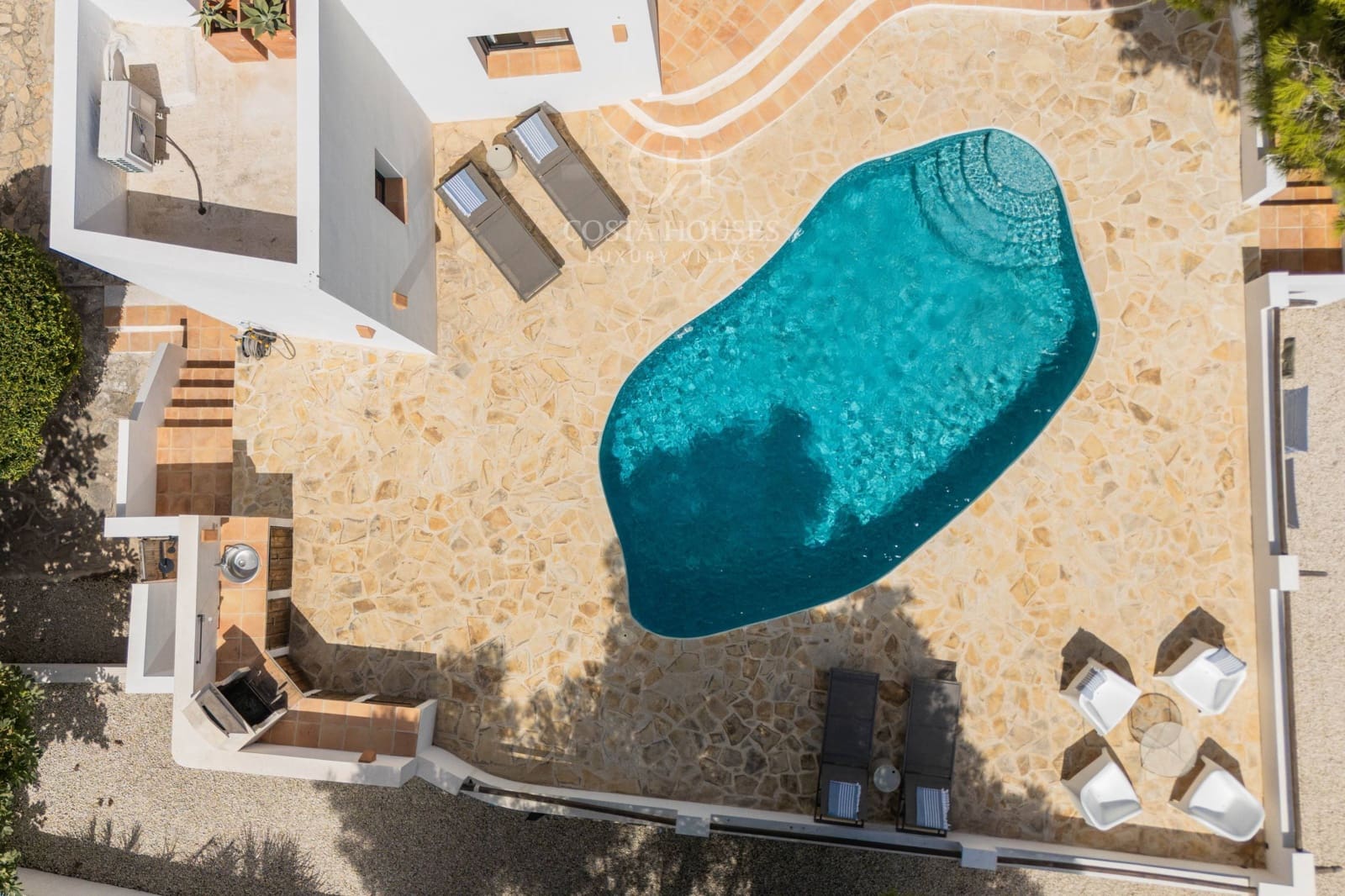 5 bedroom Villa for sale in Javea / Xabia with pool garage - € 1,695,000 (Ref: 10059155)