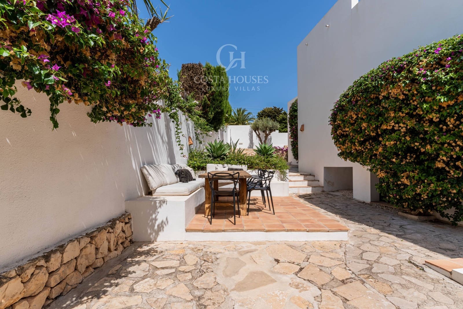 5 bedroom Villa for sale in Javea / Xabia with pool garage - € 1,695,000 (Ref: 10059155)