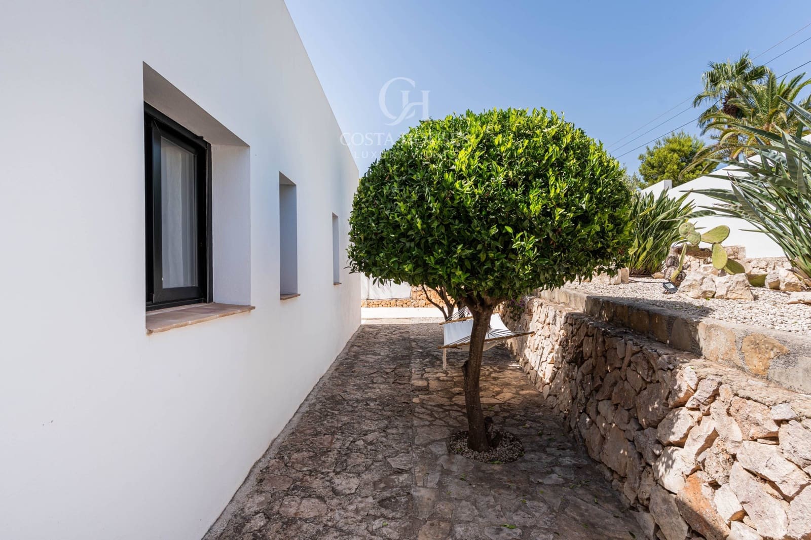 5 bedroom Villa for sale in Javea / Xabia with pool garage - € 1,695,000 (Ref: 10059155)