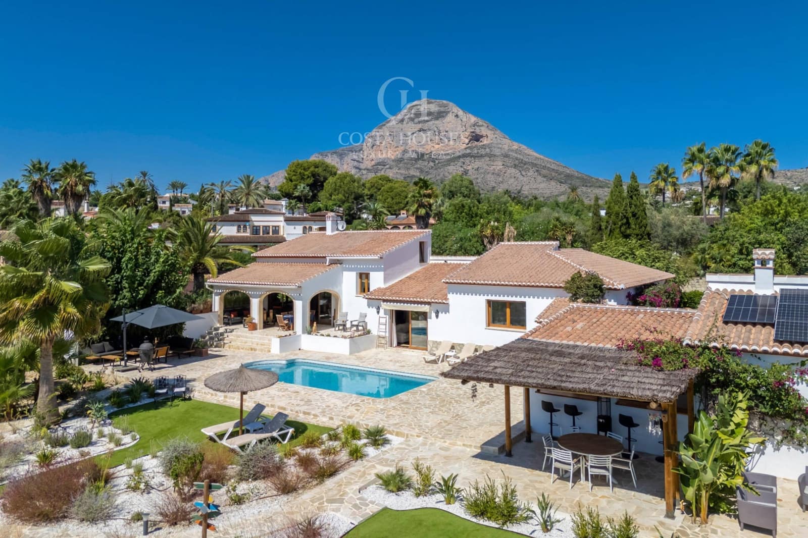 6 chambre Villa/Maison à vendre à Javea / Xabia avec piscine garage - 2 250 000 € (Ref: 10075670)
