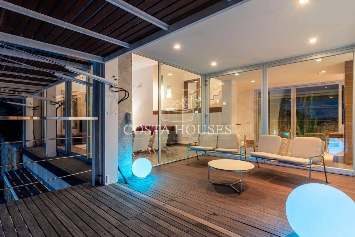 Chalet de 4 habitaciones en Javea / Xàbia en venta con piscina garaje - 2.340.000 € (Ref: 10078387)