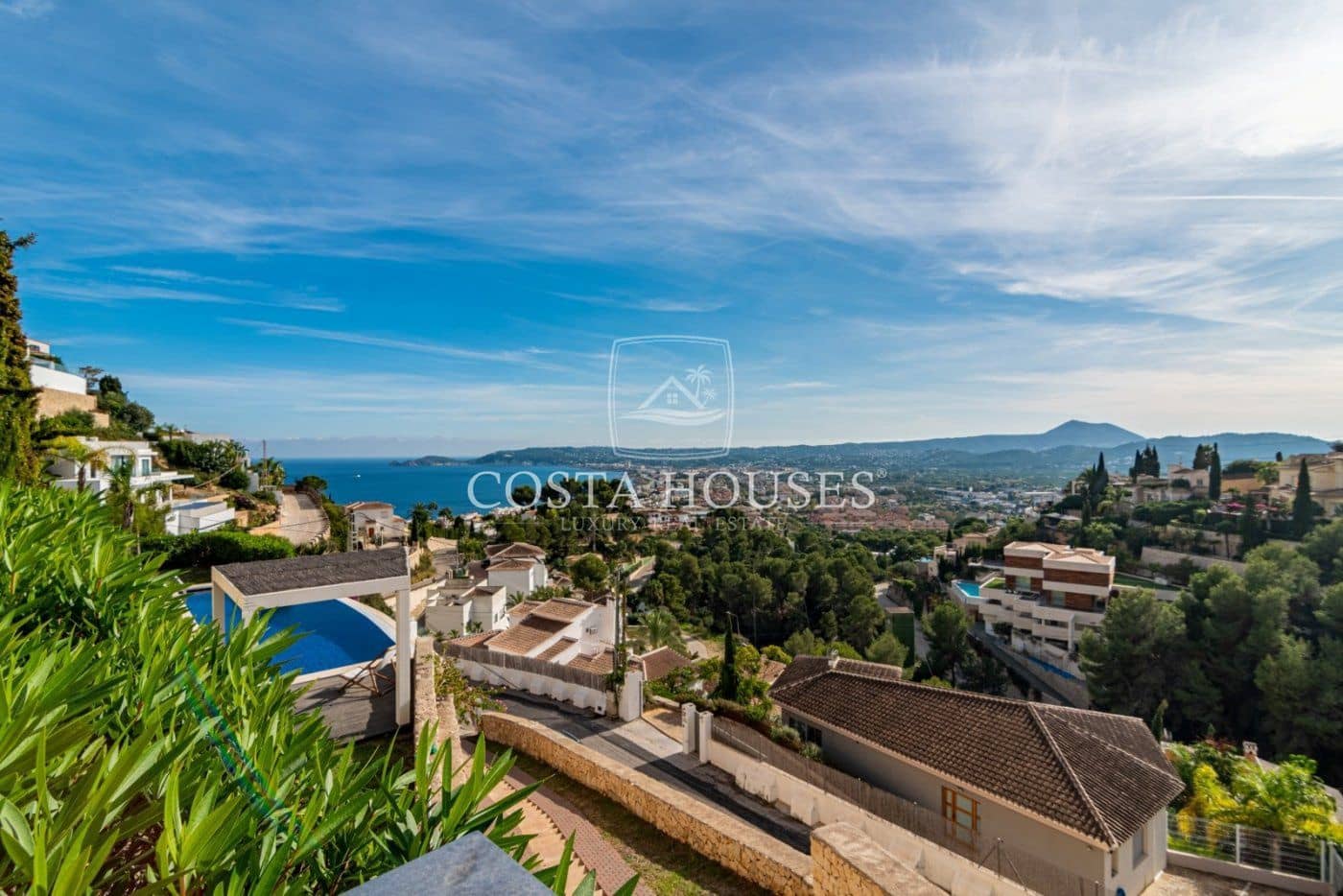 Chalet de 4 habitaciones en Javea / Xàbia en venta con piscina garaje - 2.340.000 € (Ref: 10078387)