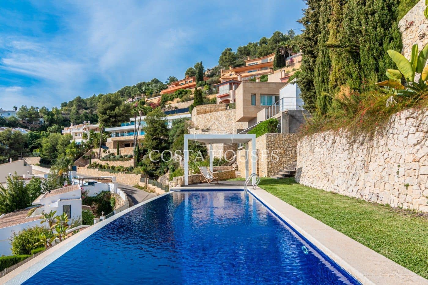 Chalet de 4 habitaciones en Javea / Xàbia en venta con piscina garaje - 2.340.000 € (Ref: 10078387)
